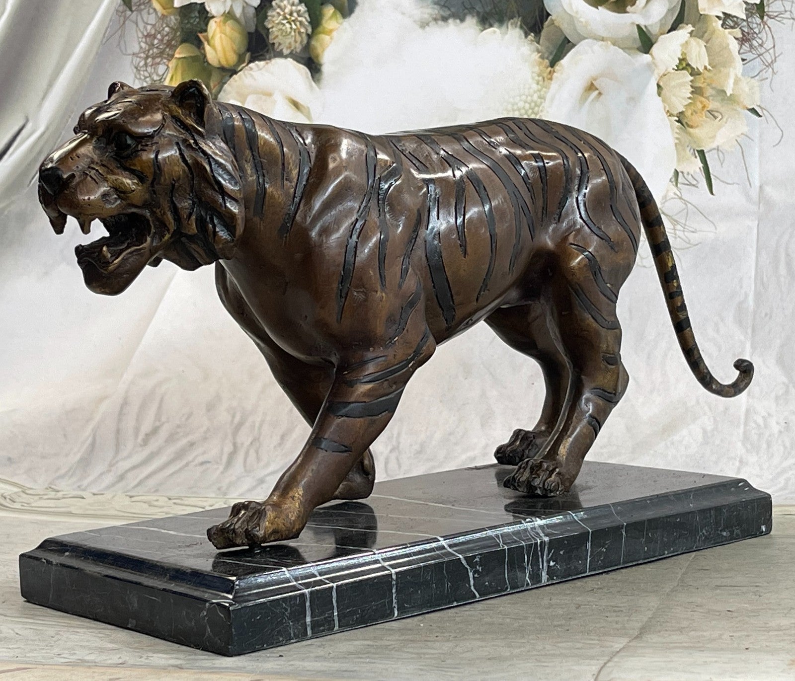 Handcrafted Detailed Indian Tiger Bronze Sculpture Figurine Figure Home Decor