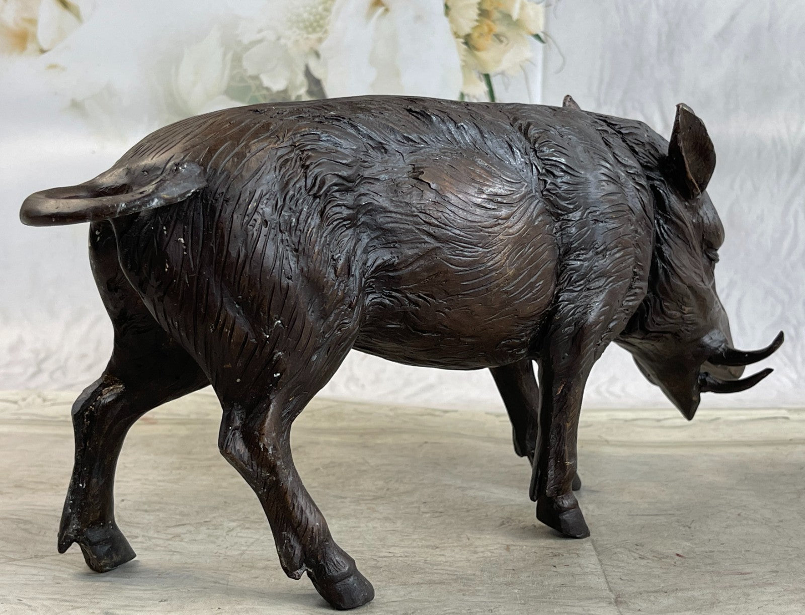 Hot Cast Bronze Hand Made Sculpture of Wild Boar Hog Pig Statue Figurine Farm