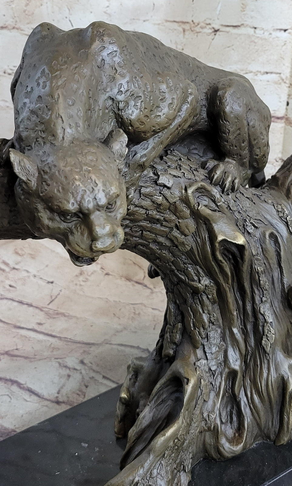 Handcrafted Massive Cougar on a tree Stump Bronze Sculpture Home Cabin Decor