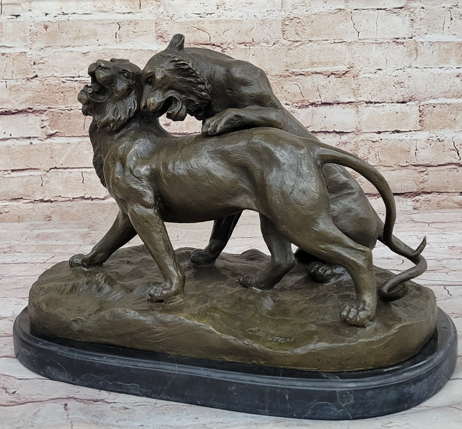 Hot Cast Wildlife Sculpture: Charles Valton`s Signed Bronze Mountain Lion Statue