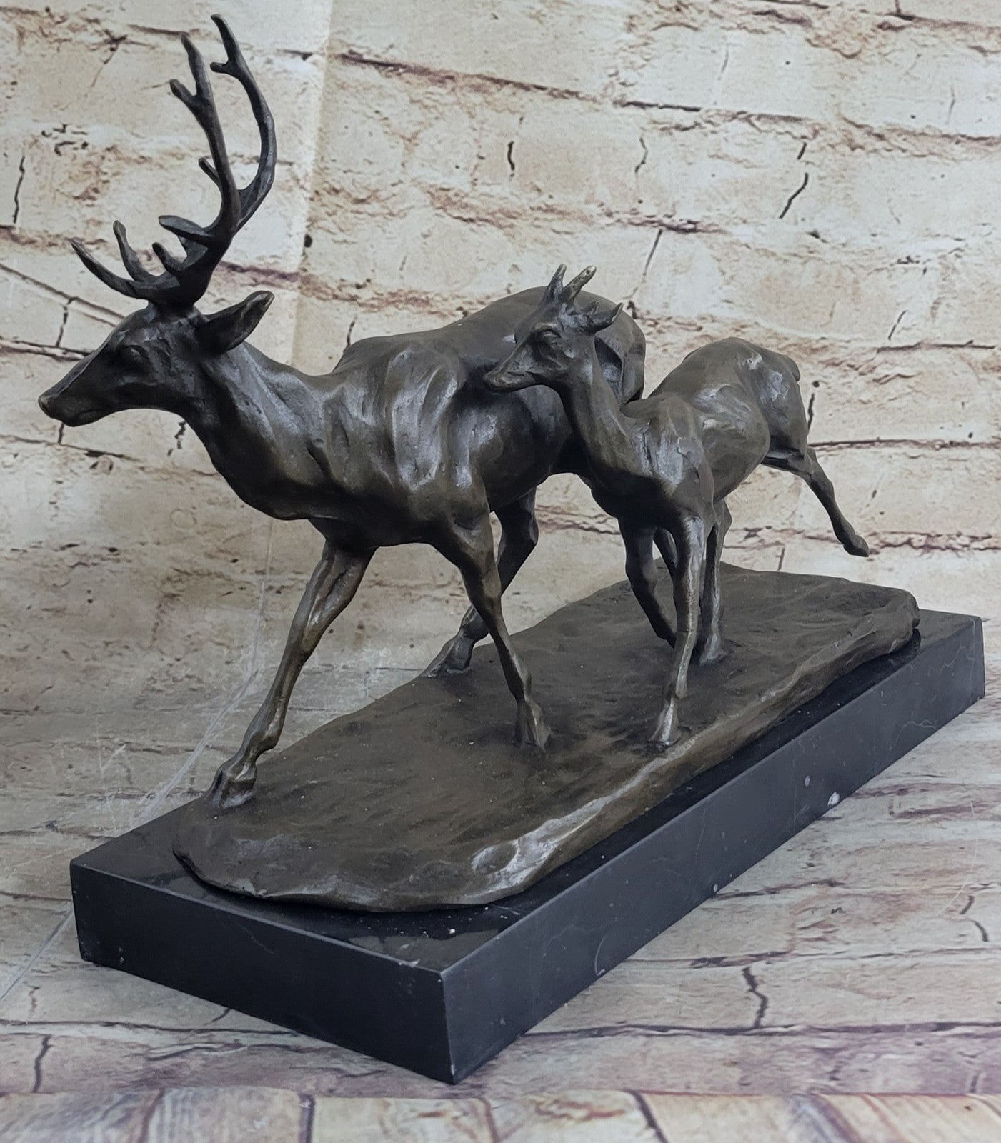 100% Solid Bronze Stag Deer with Baby Masterpiece Sculpture Home Decoration