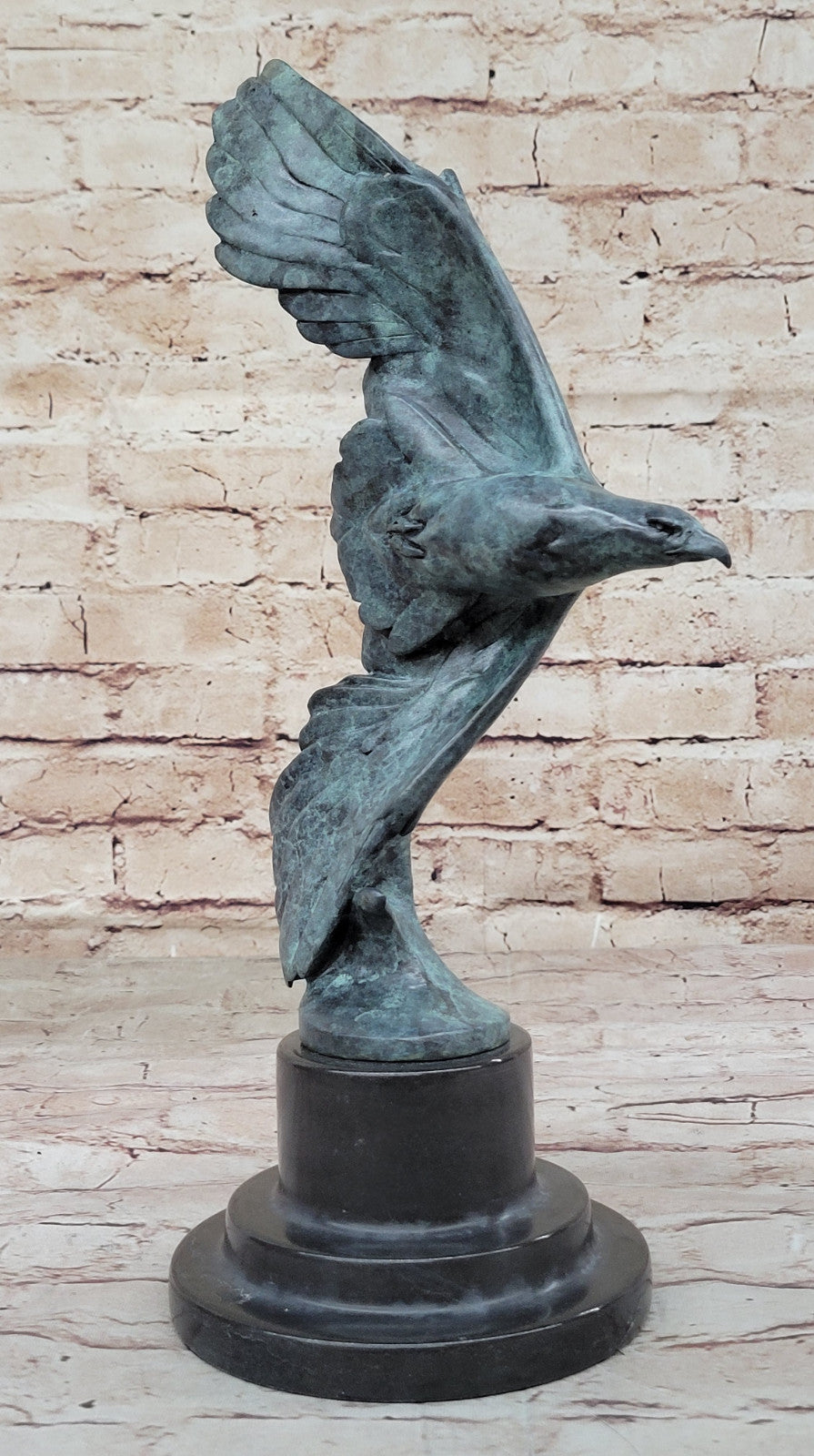 Milo`s Signature Eagle Bronze - Hot Cast Statue with Detailed Craftsmanship