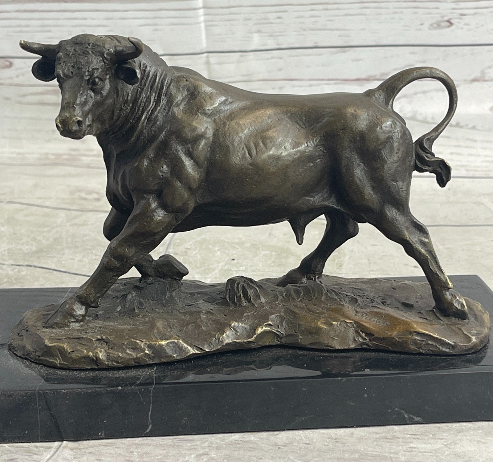 Bronze Abstract Bronze Bull Horns Statue Figurine Sculpture Stock Broker Gift