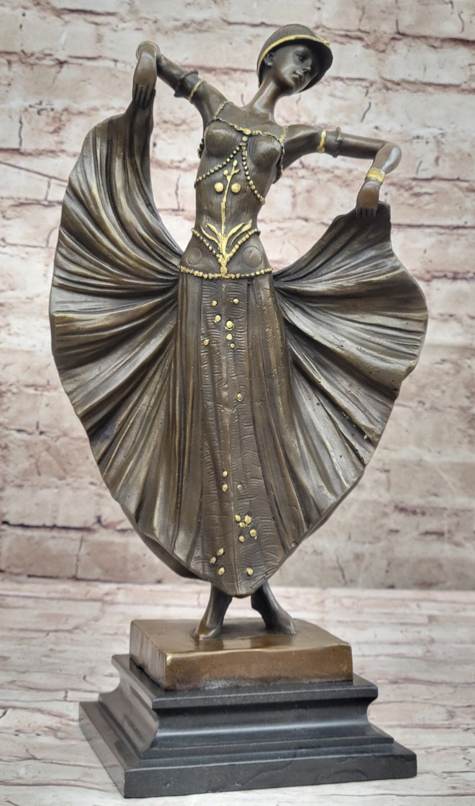 Bronze Sculpture Handcrafted Bronze Art Deco Statue Striking
