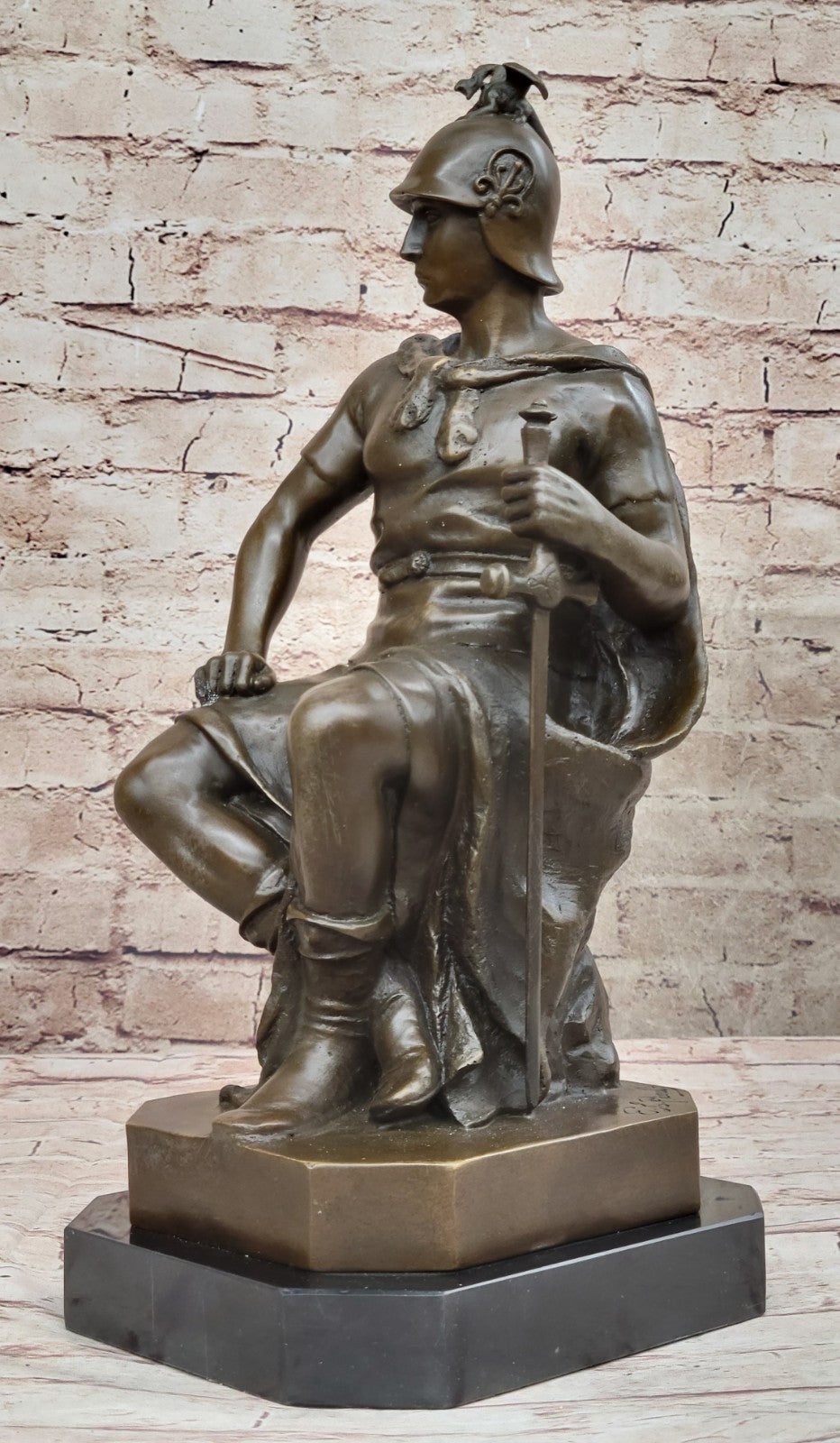 Bronze sculpture Roman soldier Le Courage Militaire Military Courage Collectible