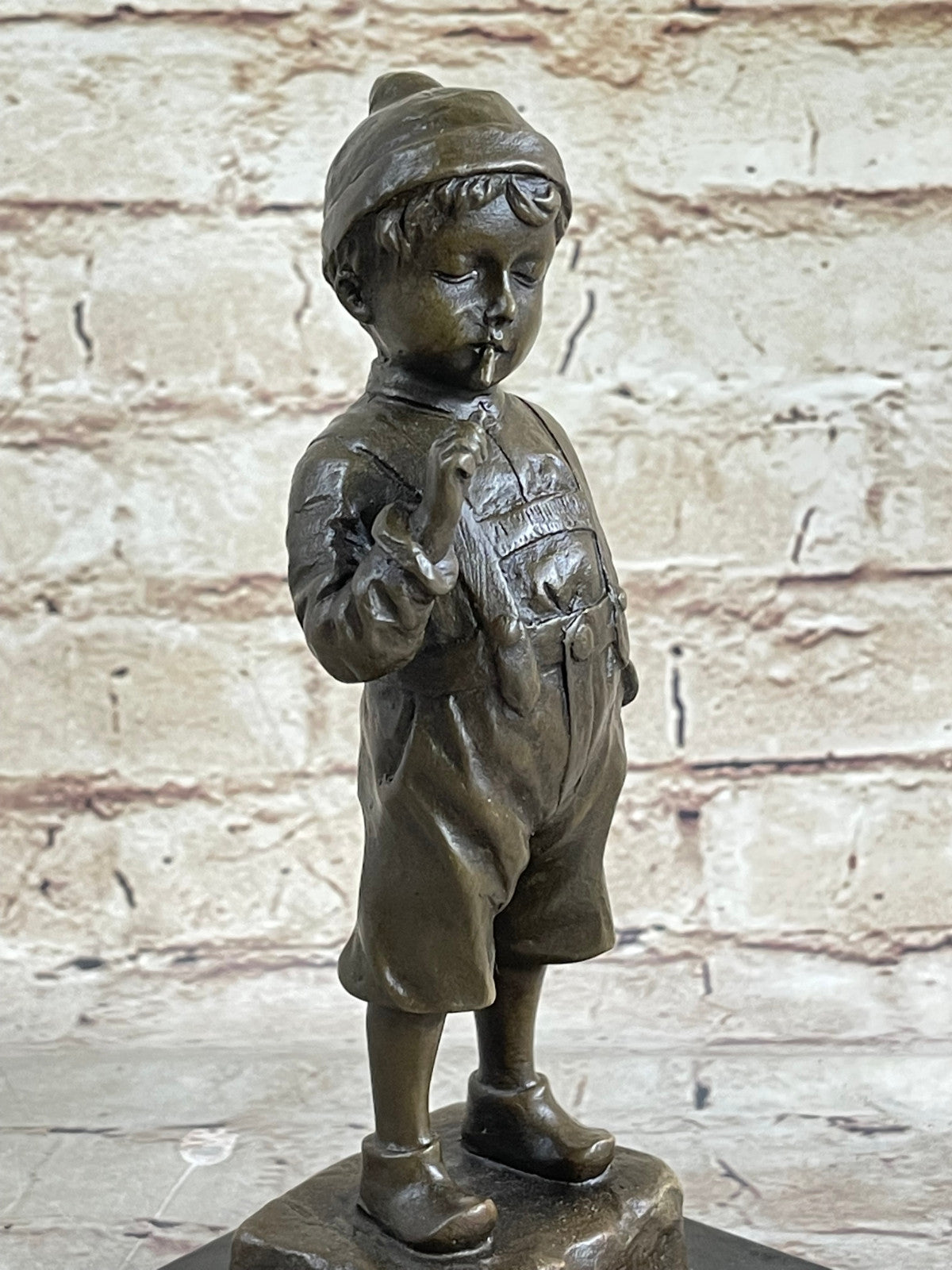 Hand Made Hot Cast Little Boy Smoking Humorous Bronze Sculpture Figurine