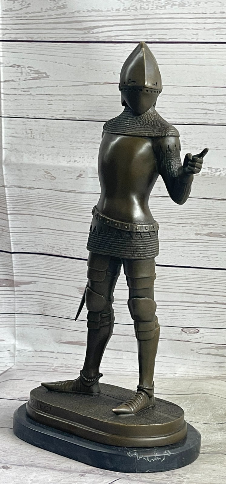 Hot Cast European Knight With Armor and Sword Bronze Sculpture Marble Figurine