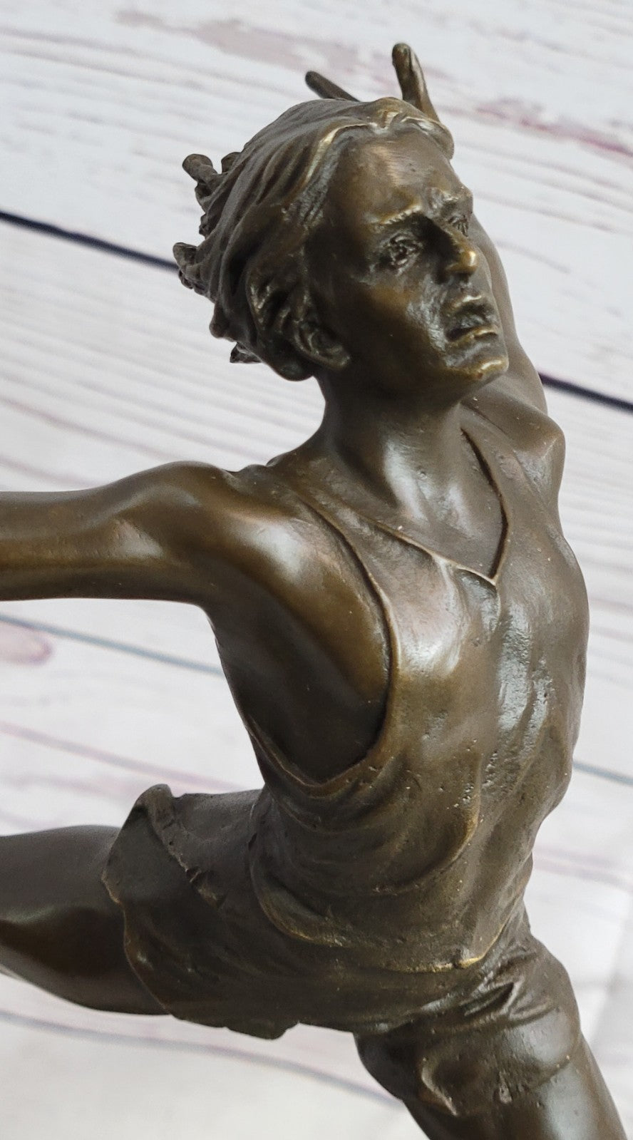 Bronze sculpture of a track and field runner in the starting Original by M.Lopez