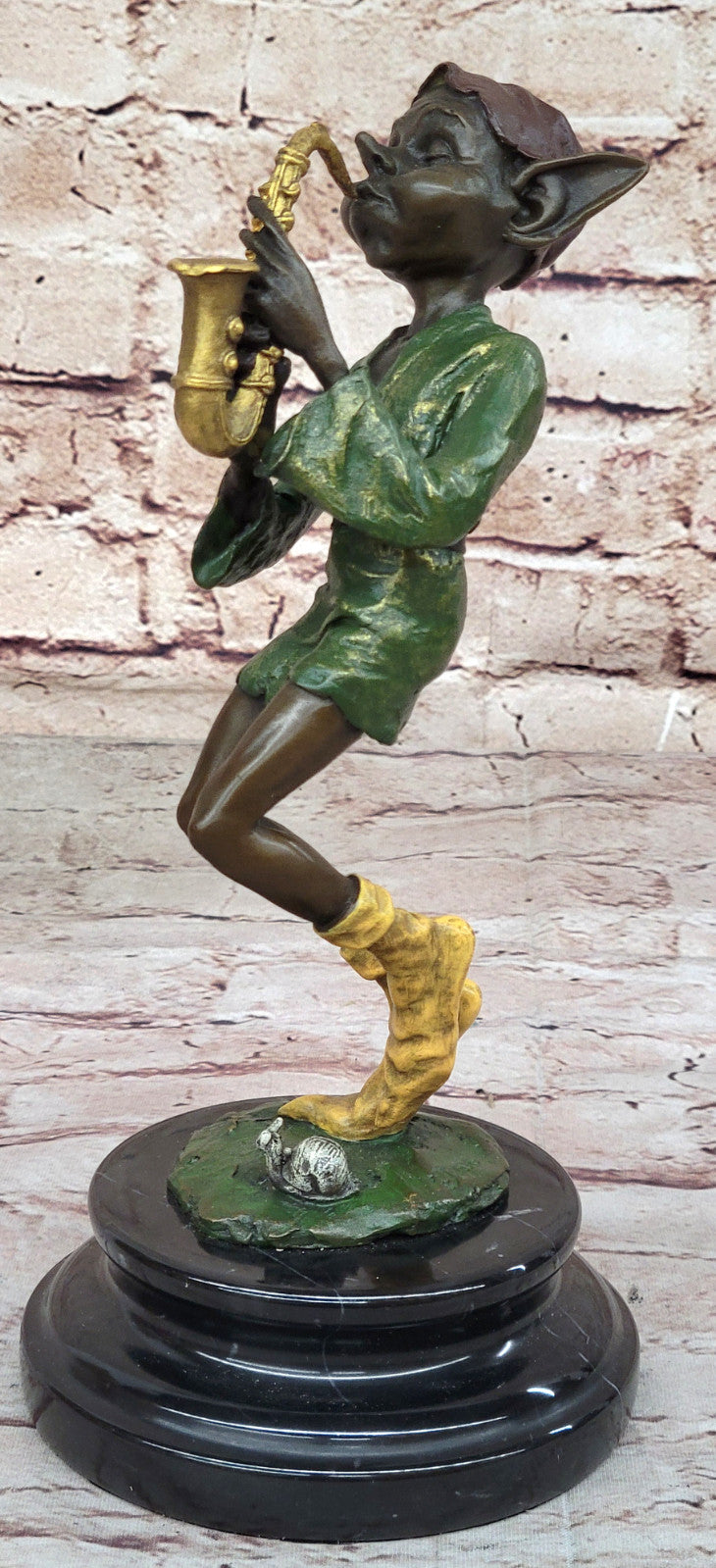 Juno`s Solid Bronze Music Lover Figurine - Collector`s Edition Artwork