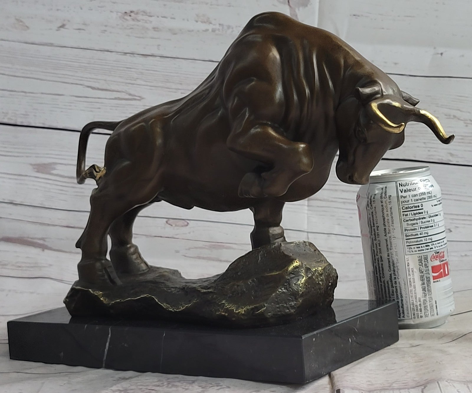 Gorgeous Special Patina Stock Market Bull Natural Wooden Base Bronze Figurine NR