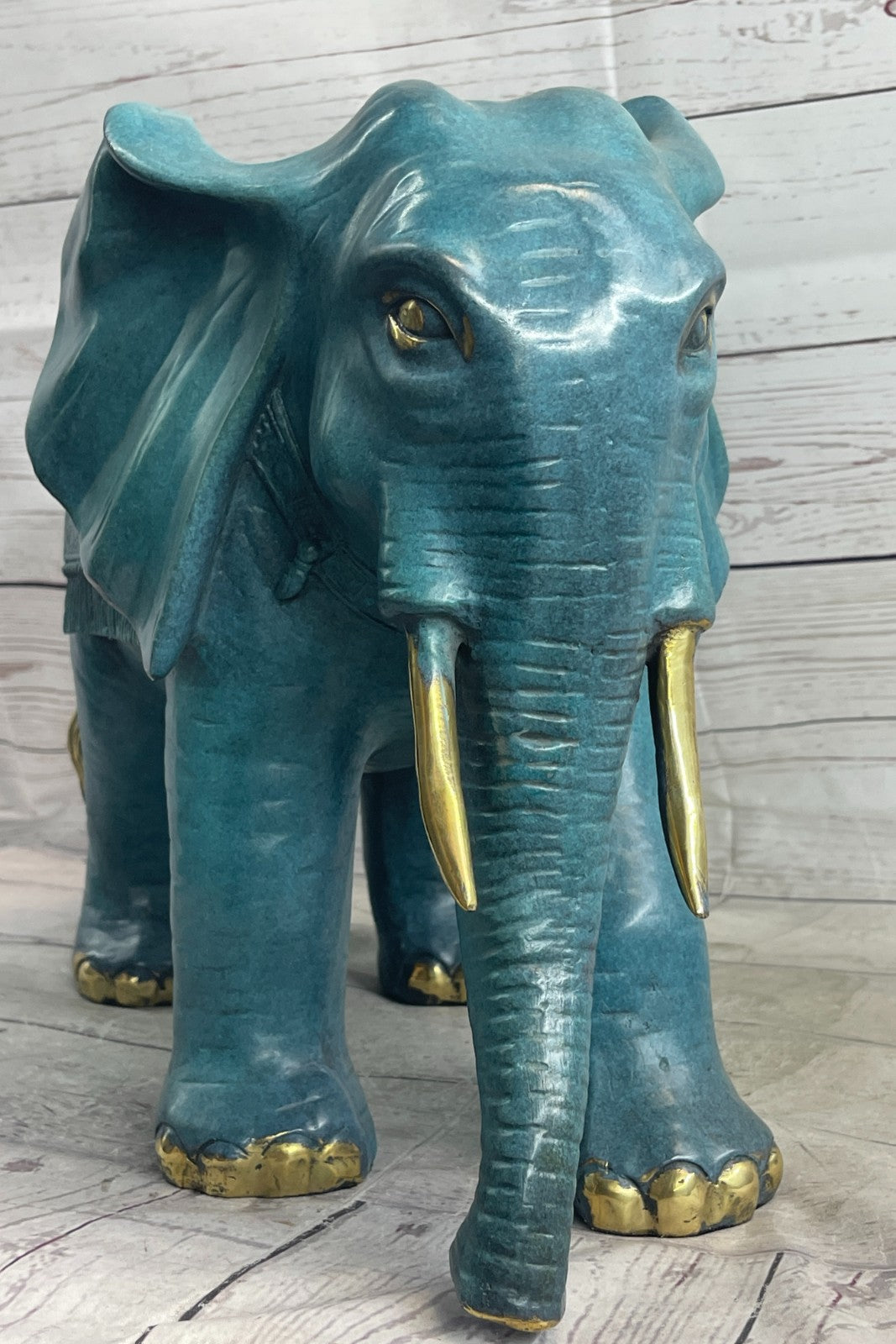 Metal Desk Top Sculpture / Bronze Elephant Hot Cast Multi Function Figurine Sale