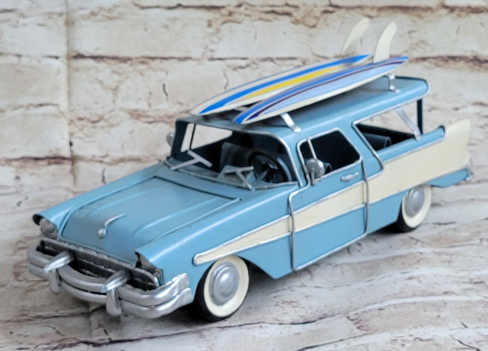 Blue / White 1:18 Scale European Finery Diecast 1956 Vintage Car Nomad Mode