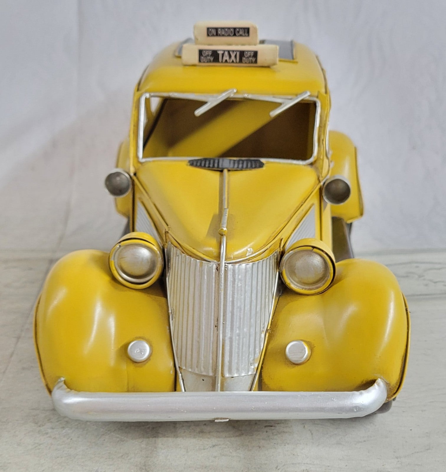 Jayland Checker New York Taxi (Yellow Cab) 1930 Styles Metal Masterpiece