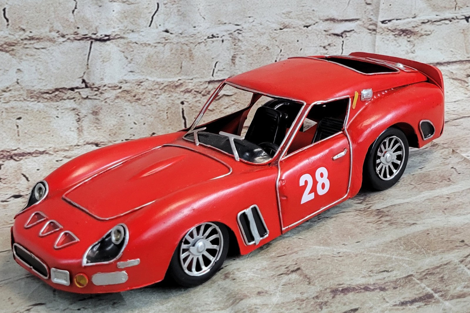 Collector Edition 1962 RED FERRARI 250 GTO COUPE Home Office Decoration