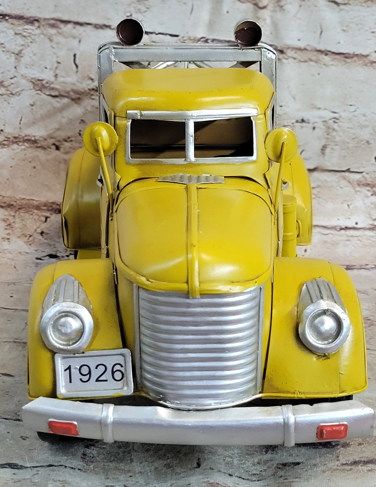 Pennzoil Tow Truck Metal Desk Model 12" Automotive Decor Decoration Sale