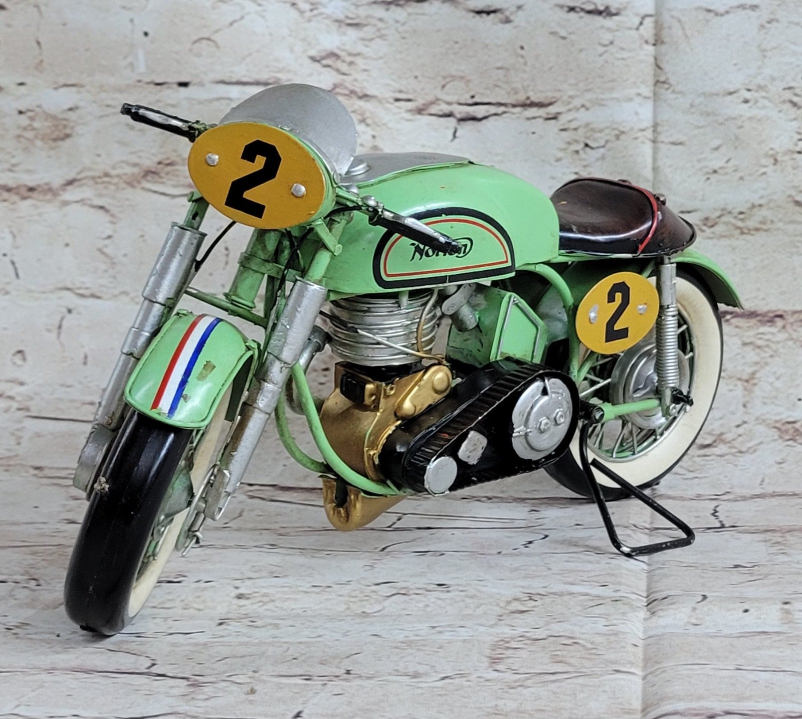 ``1962 NORTON COMMANDO MOTORCYCLE`` Toy Motorbike Bike Decoration Fine Artwork