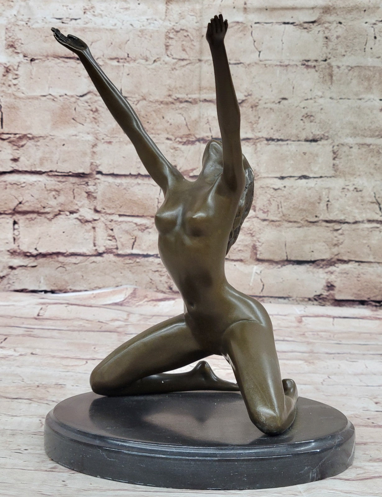 BRONZE NUDE GIRL ON THE BASE FIGURE ABSTRACT MODERN ART STATUE.SIGNED: Nick ART