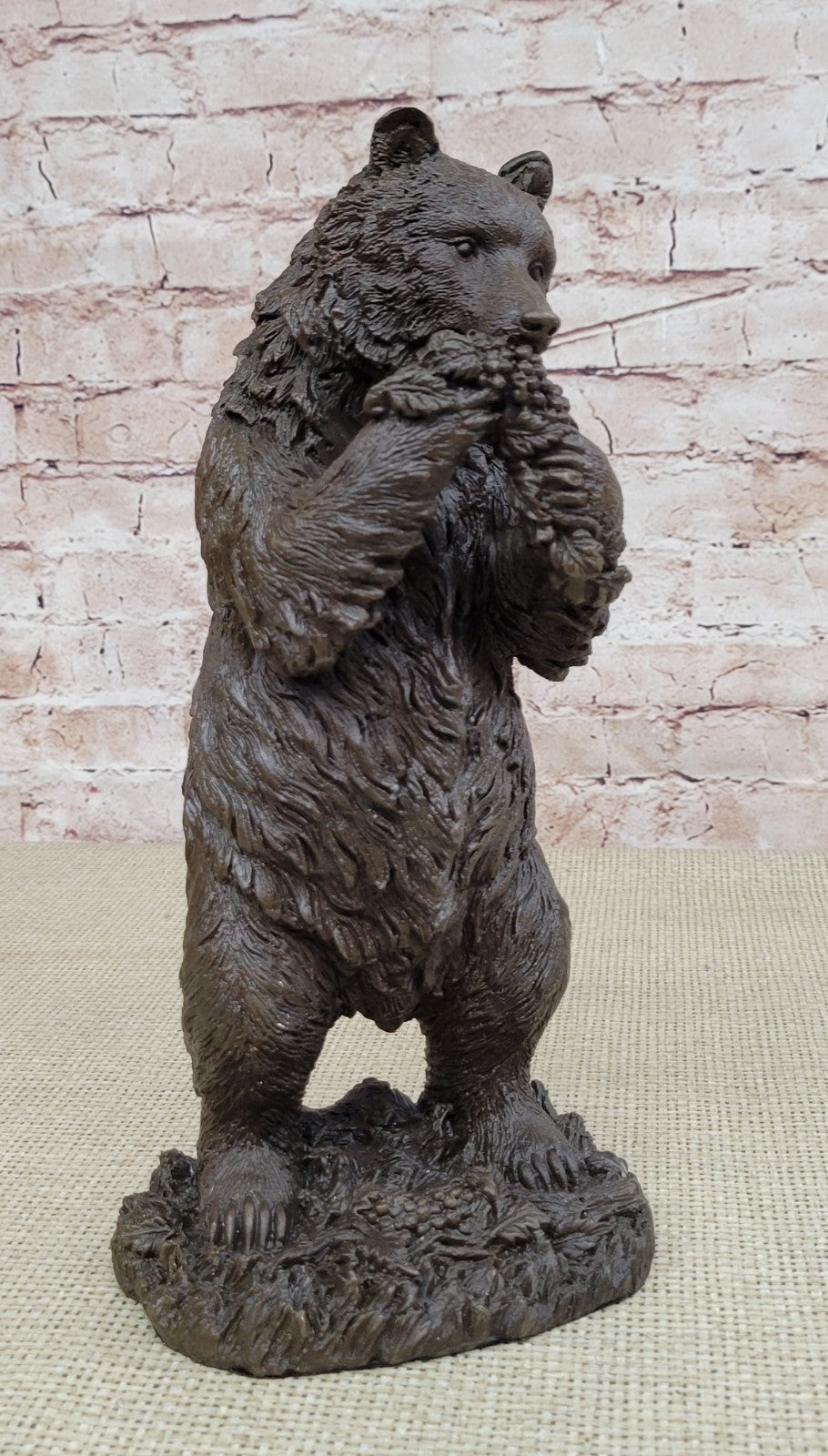 Kodiak Grizzly Bear Lodge Wildlife Lodge Artwork Bronze Statue Sculpture Figure