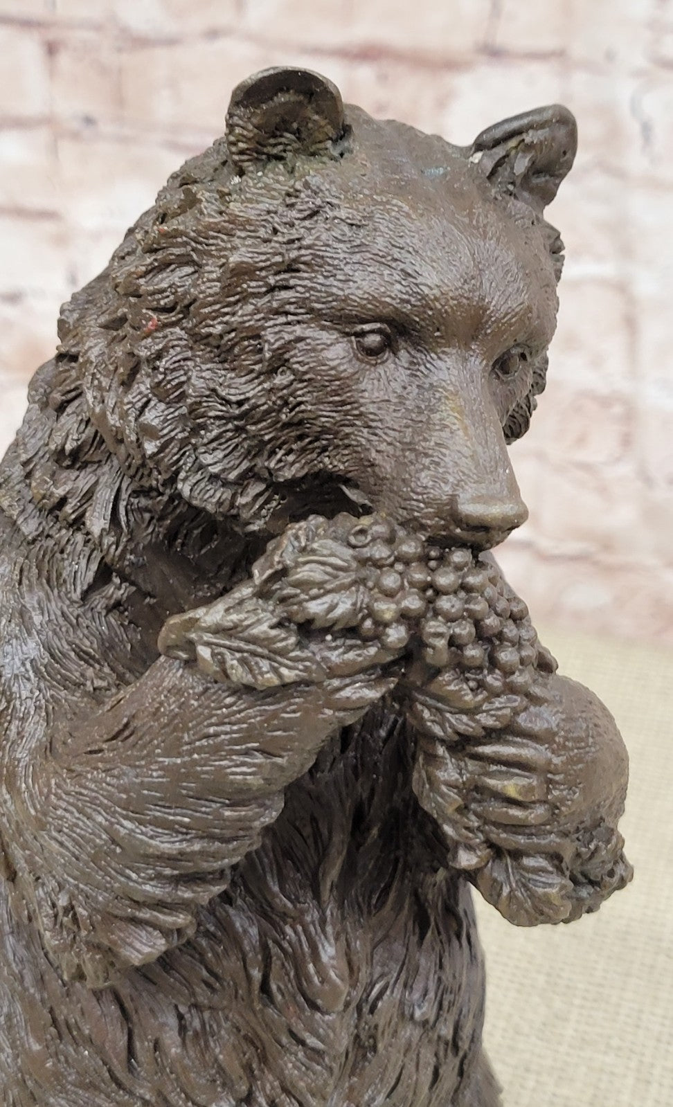 Kodiak Grizzly Bear Lodge Wildlife Lodge Artwork Bronze Statue Sculpture Figure