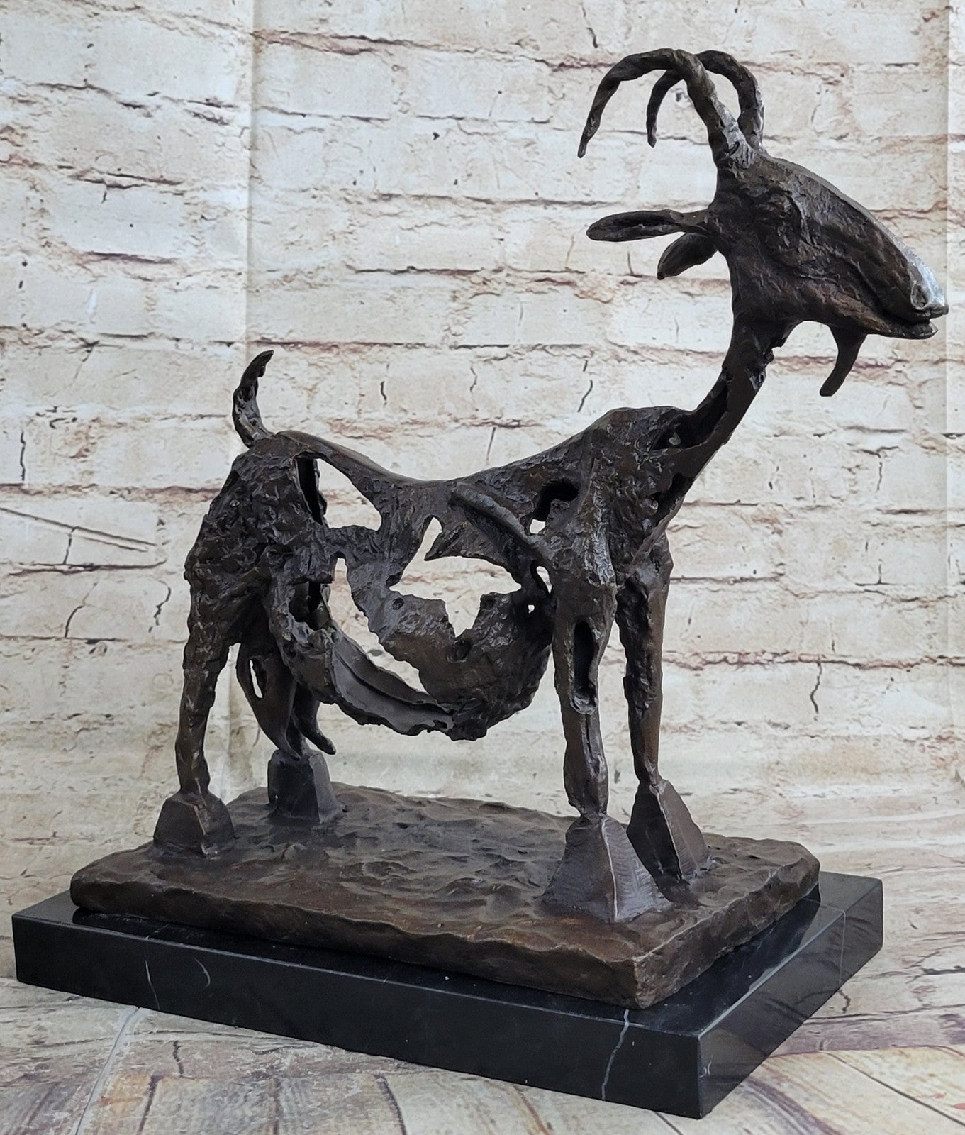 Abstract Modern Art Famous Artwork by Pablo Picasso Goat Bronze Sculpture Figure