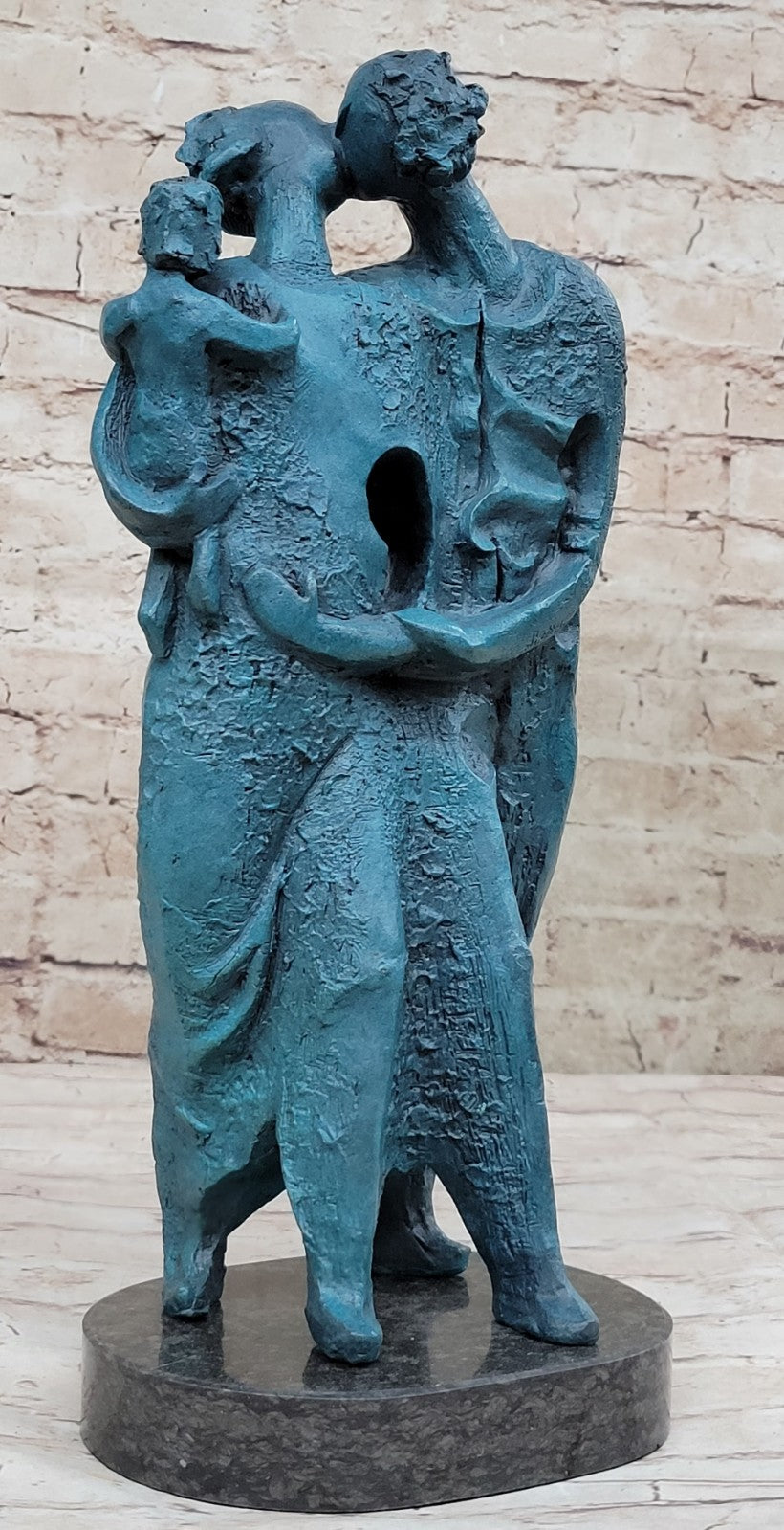 Handcrafted Dali Bronze Sculpture Man and Woman and Baby Home Decoration