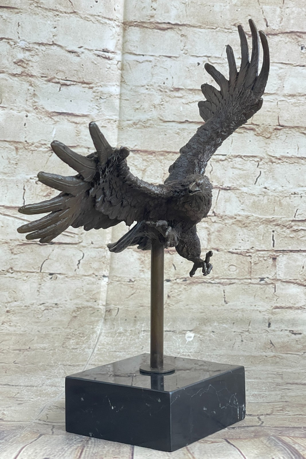 Large bronze Eagle sculpture by Milo. Finest USA bronze Hot casting Figure Sale