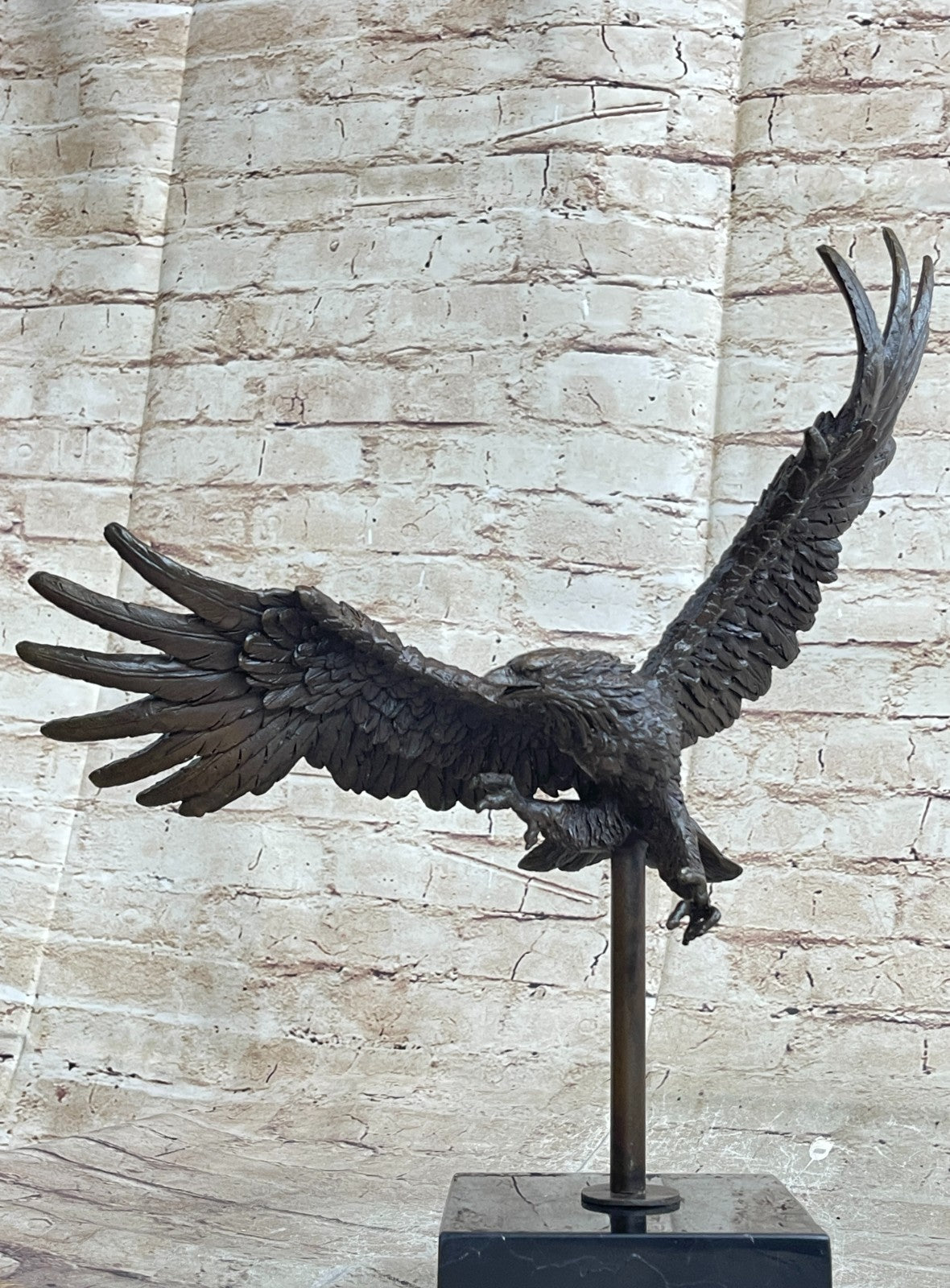 Large bronze Eagle sculpture by Milo. Finest USA bronze Hot casting Figure Sale