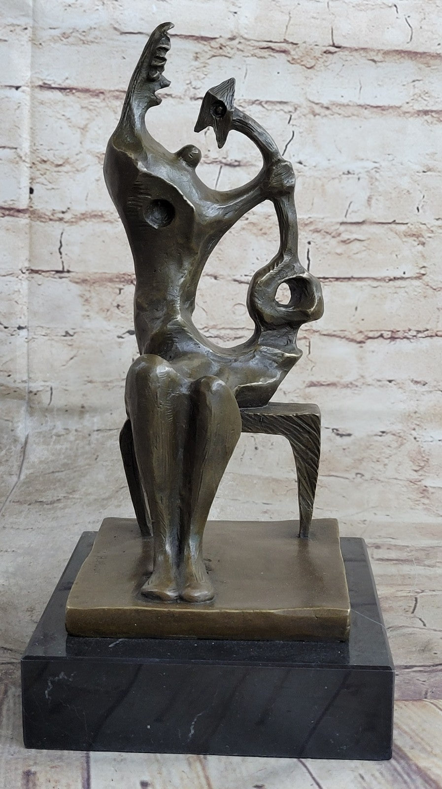Nice bronze sculpture Mother with child signed H. Moore Art Deco Figure Hot Cast