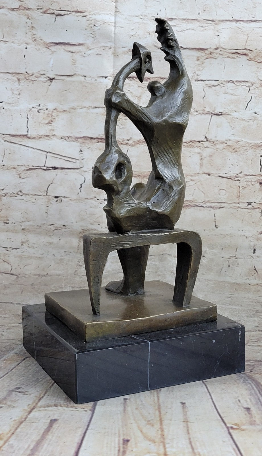 Nice bronze sculpture Mother with child signed H. Moore Art Deco Figure Hot Cast