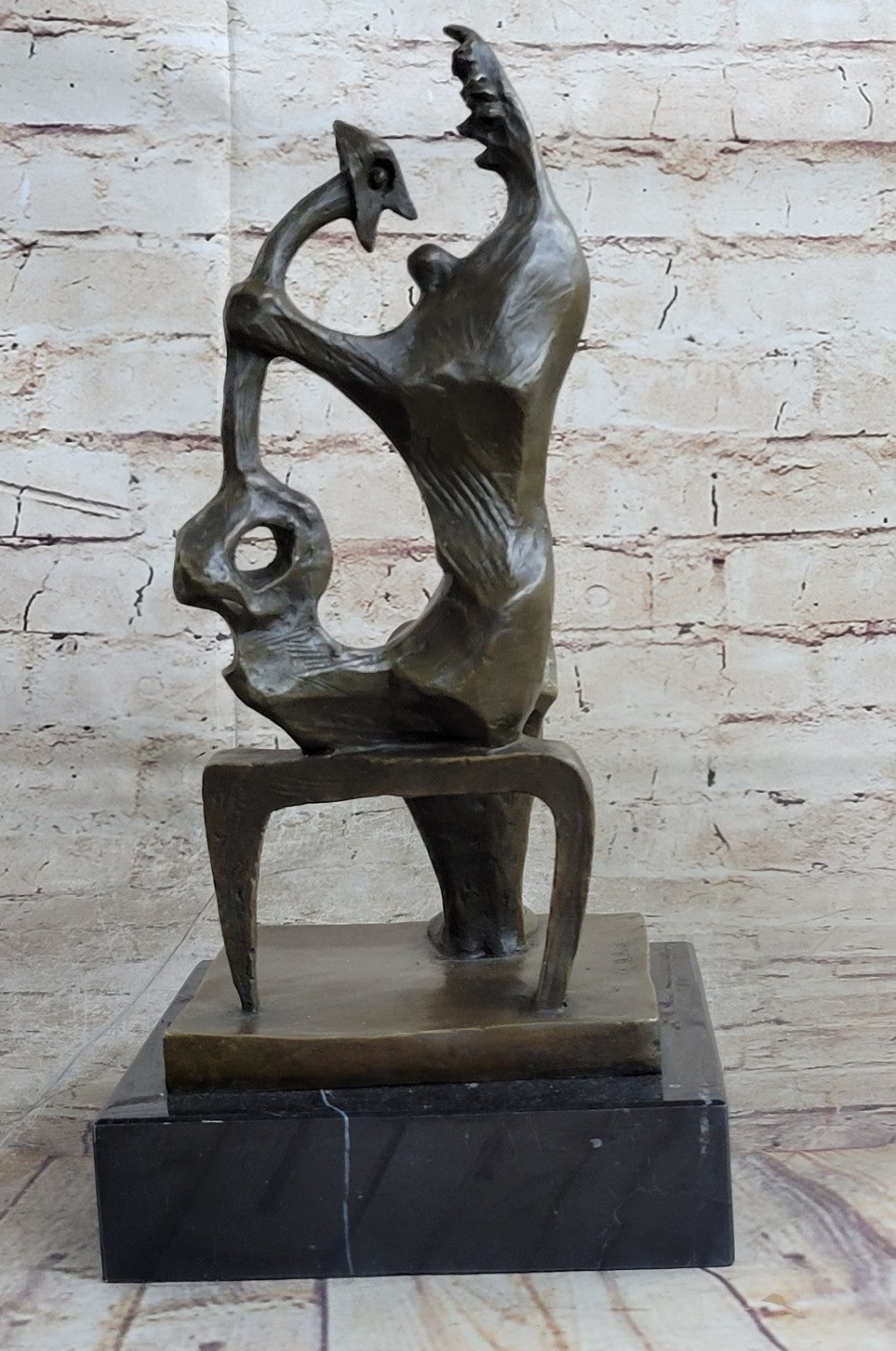 Nice bronze sculpture Mother with child signed H. Moore Art Deco Figure Hot Cast