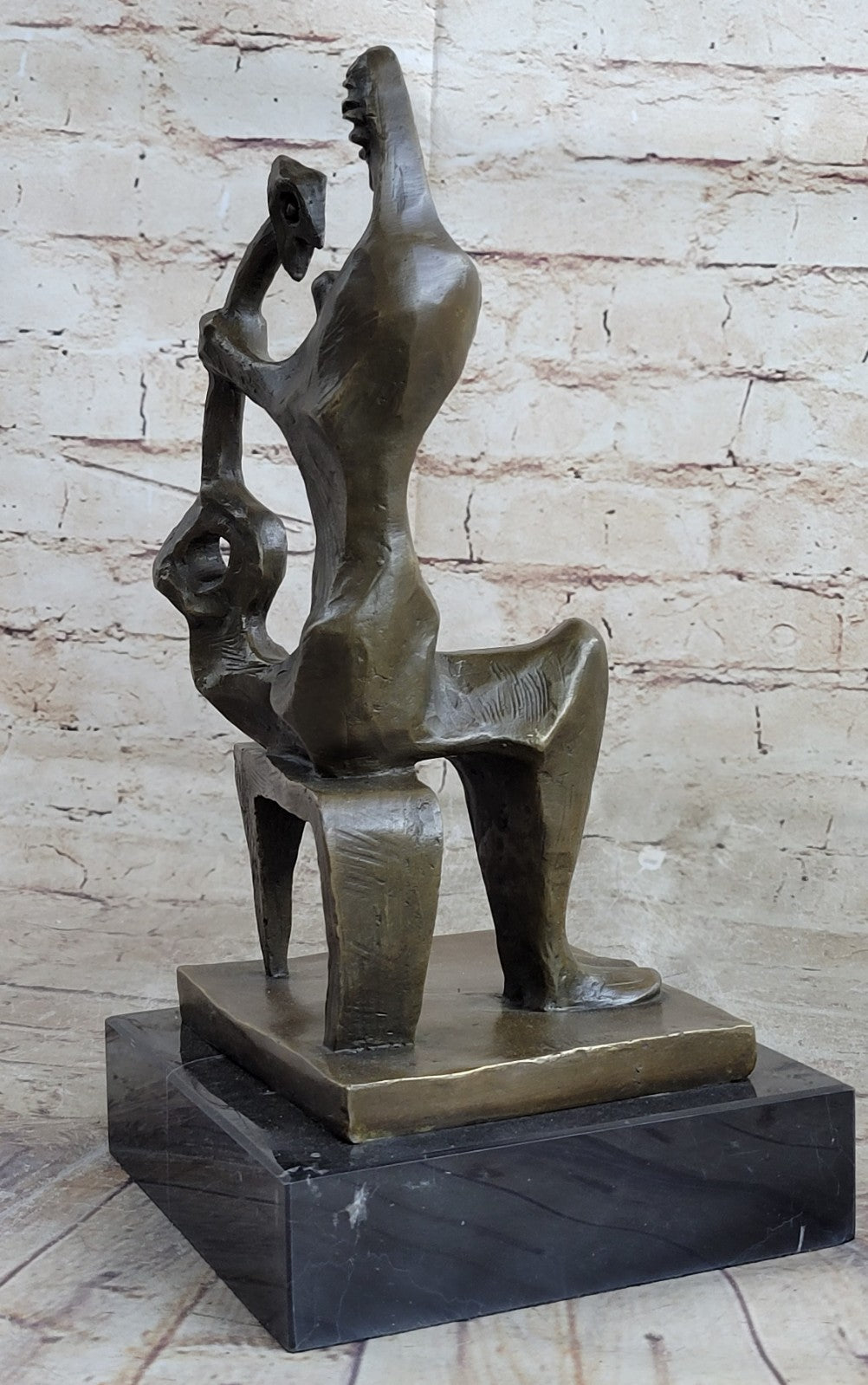 Nice bronze sculpture Mother with child signed H. Moore Art Deco Figure Hot Cast