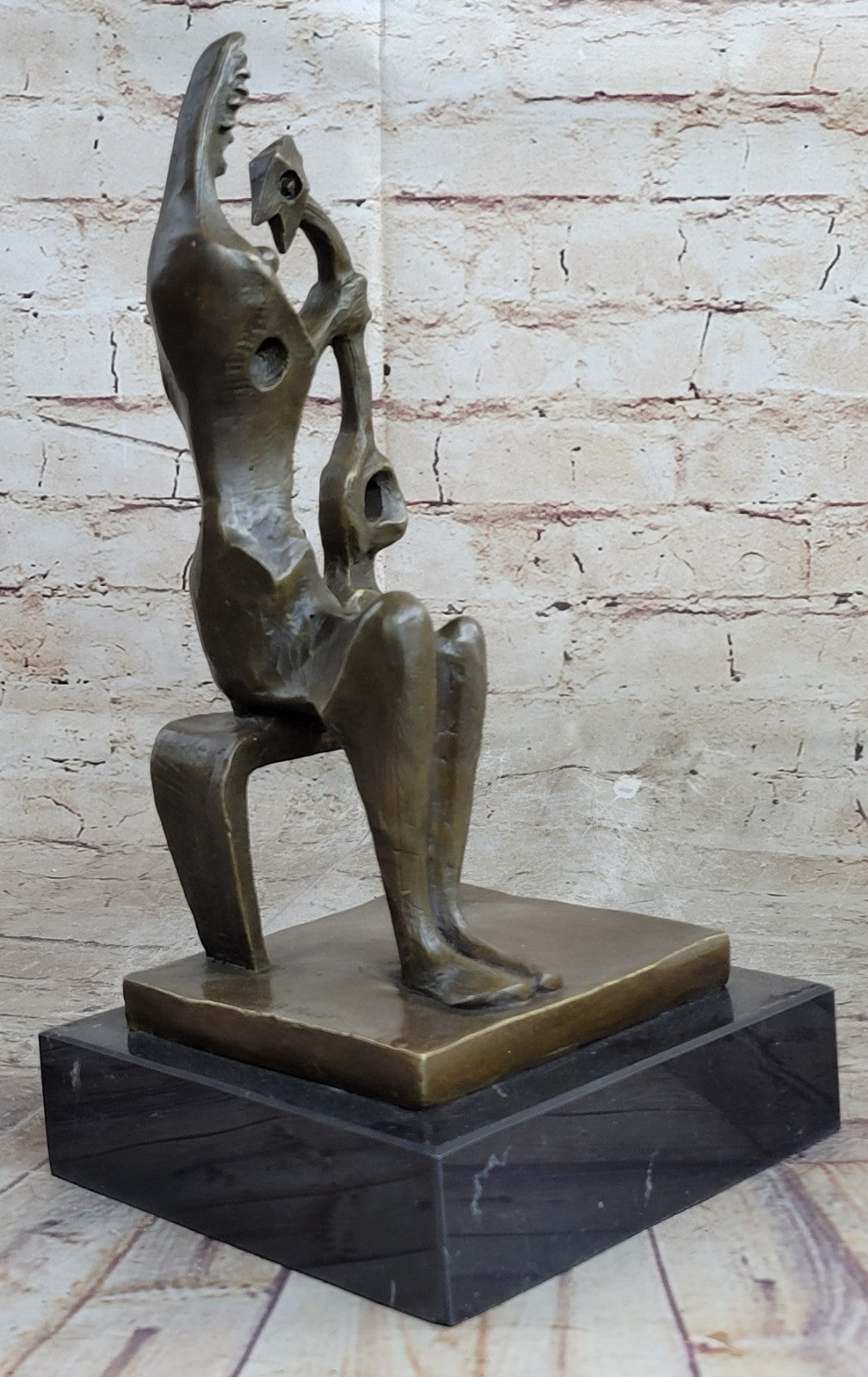 Nice bronze sculpture Mother with child signed H. Moore Art Deco Figure Hot Cast