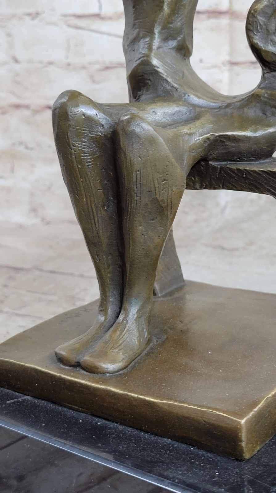 Nice bronze sculpture Mother with child signed H. Moore Art Deco Figure Hot Cast