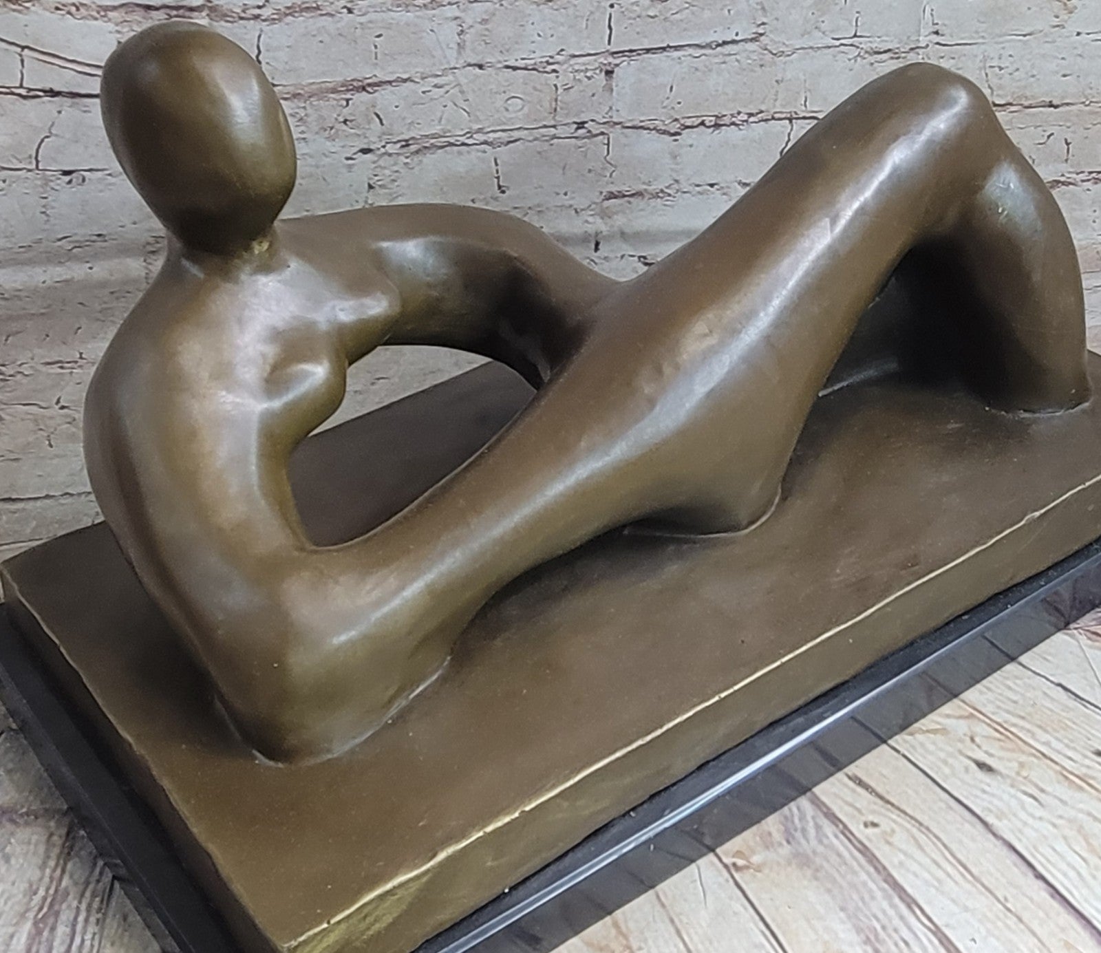 Hot Cast Bronze Statue by Henry Moore: Abstract Woman, Collector`s Edition Sale