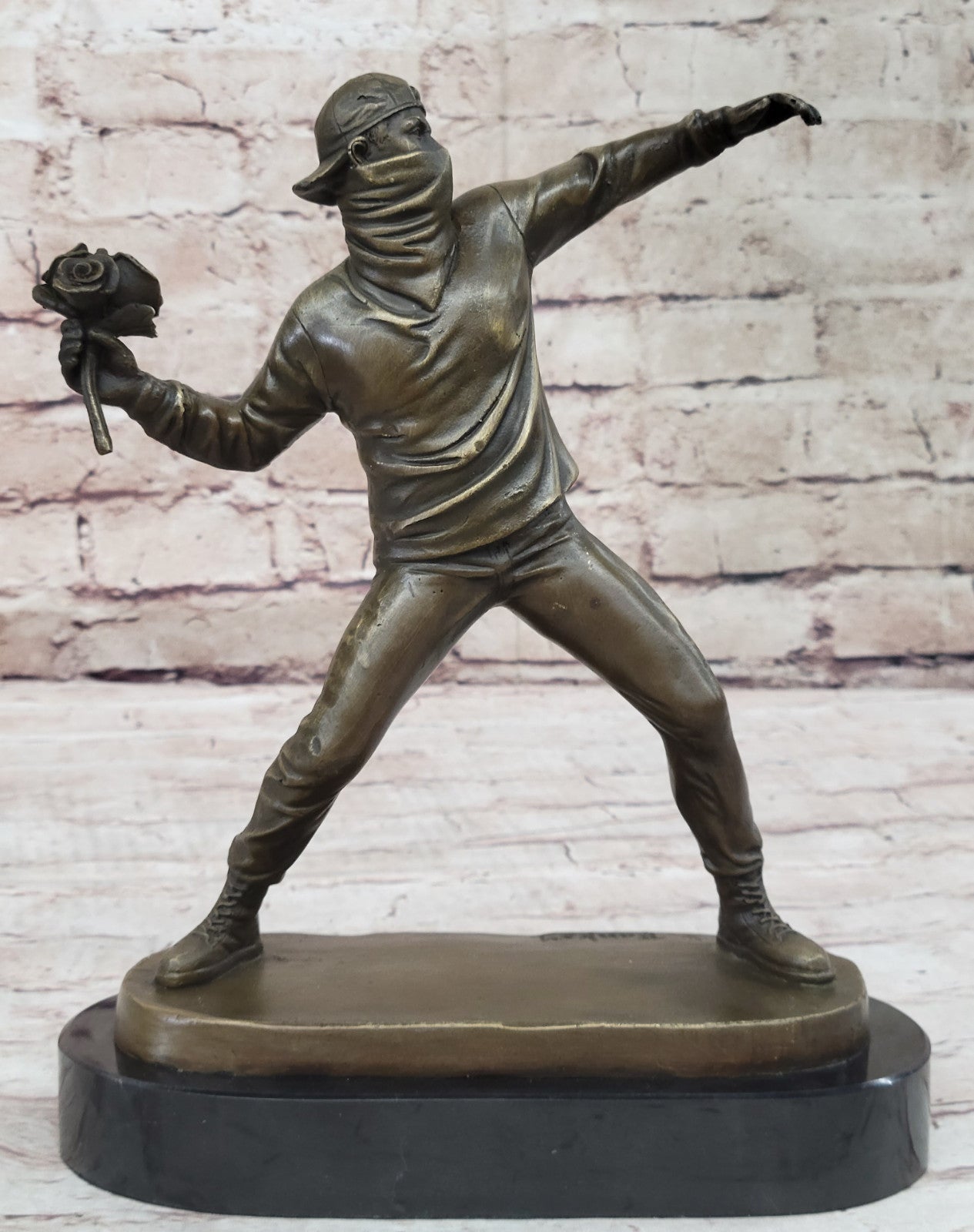 Contemporary Flower Thrower BRONZE Sculpture by Banksy Unknow Figurine