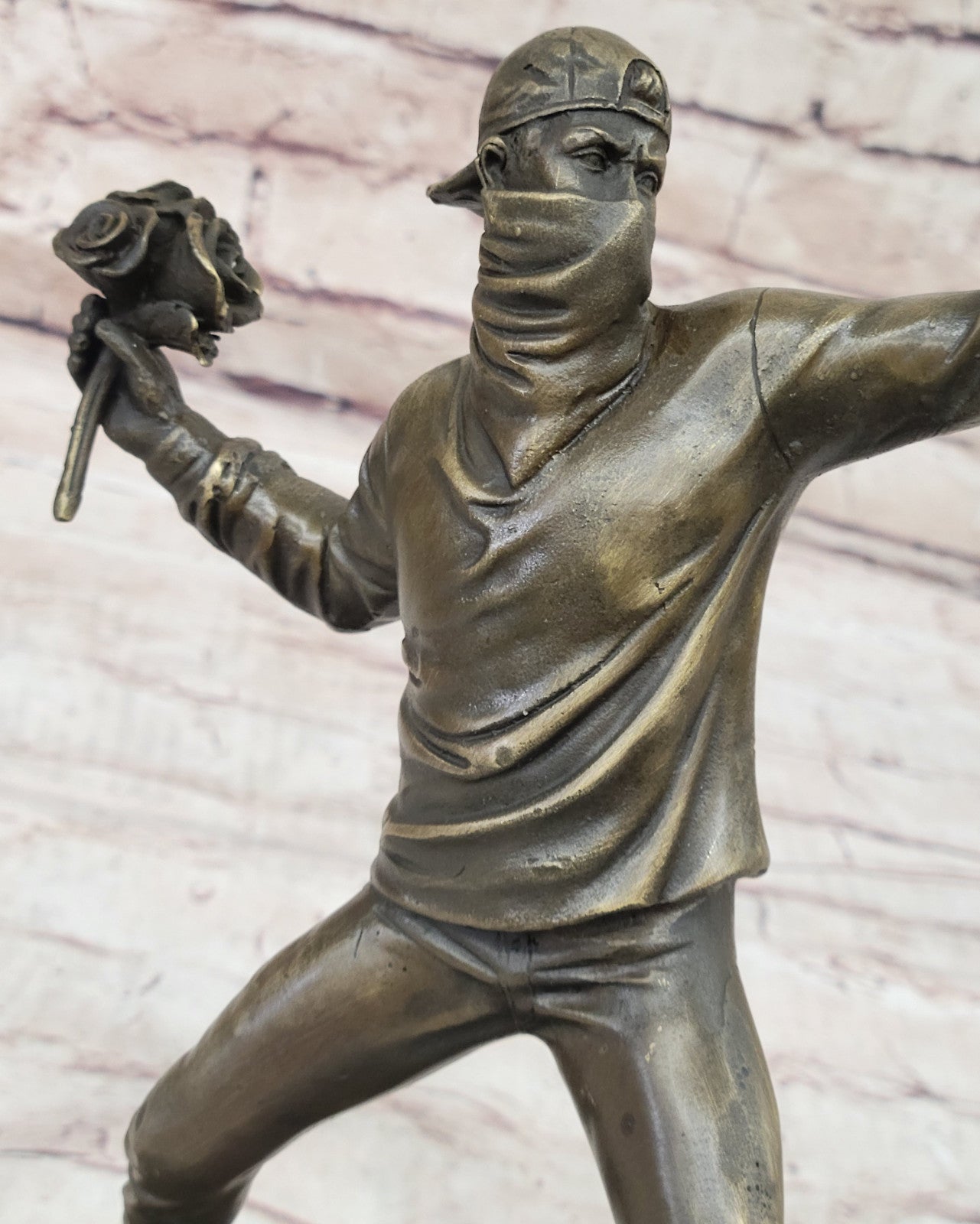 Contemporary Flower Thrower BRONZE Sculpture by Banksy Unknow Figurine