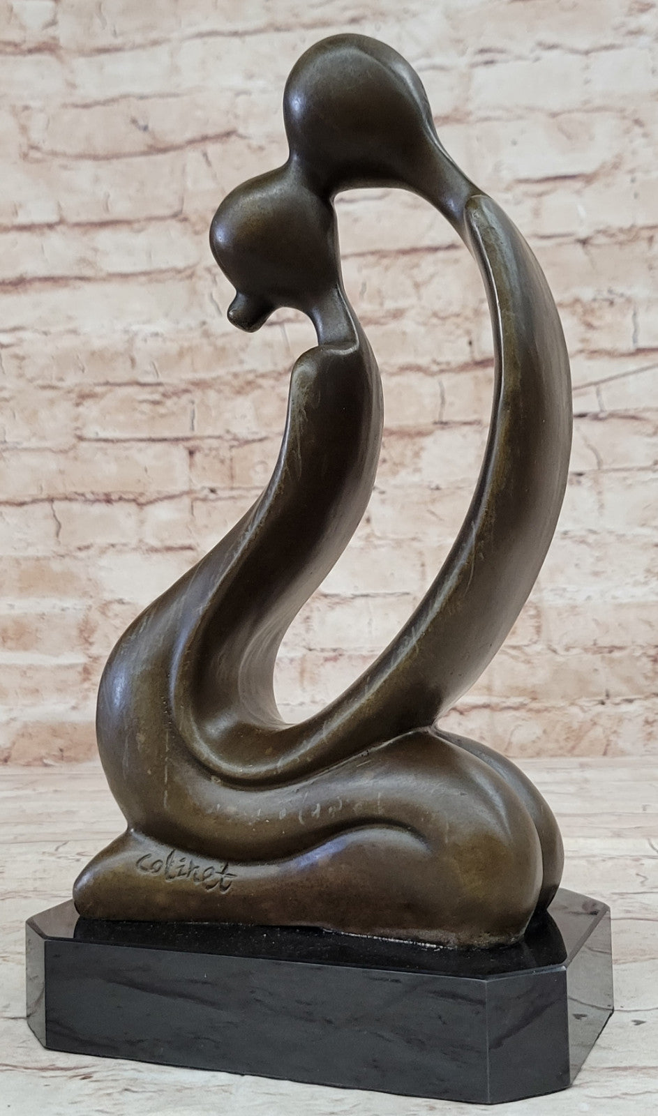 Handmade Modern Art Kissing Pair Bronze Sculpture Lost Wax Method Decor