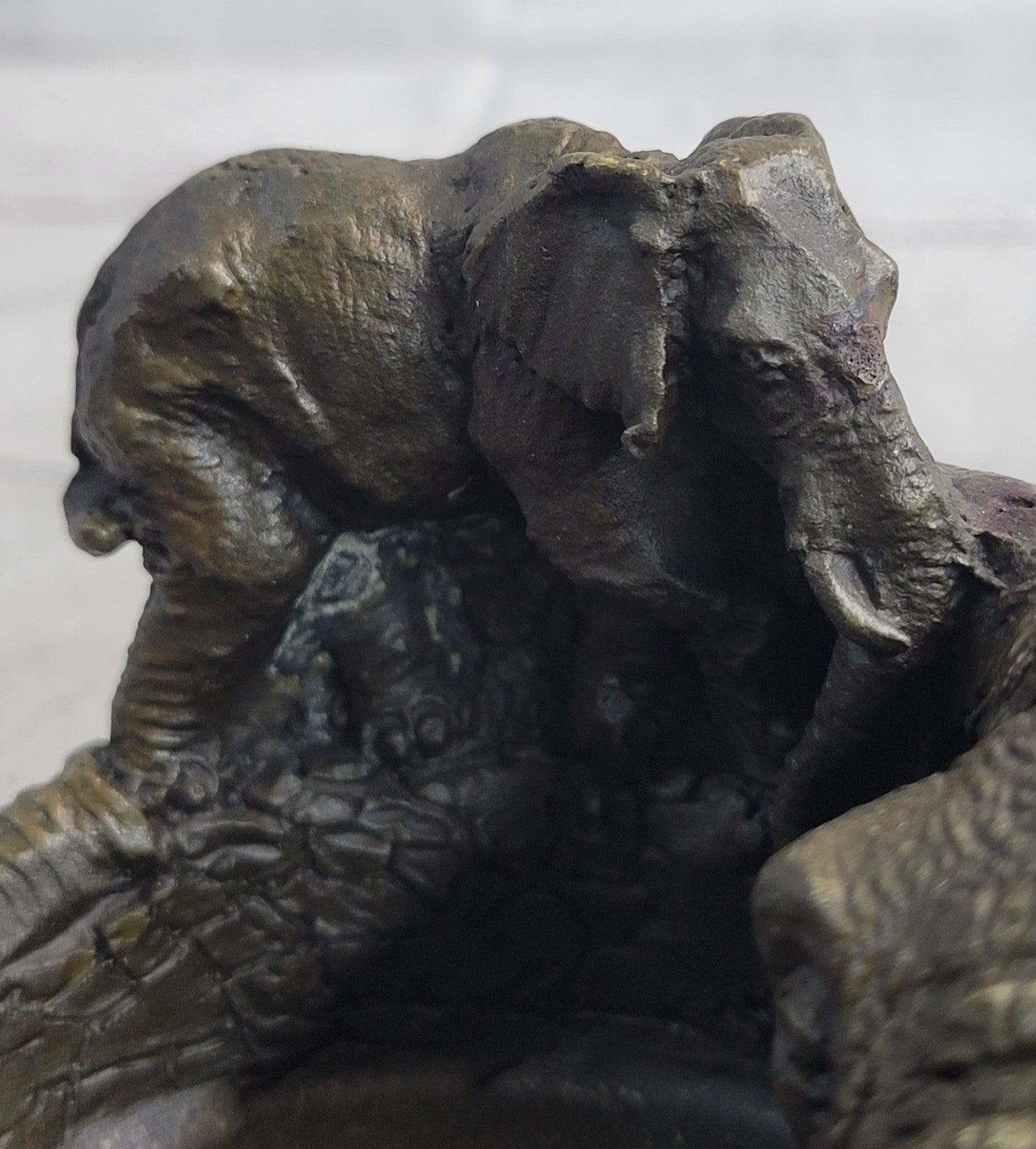 Art Deco Brass Bronze Copper  Ashtray With Elephant  Head Home Decor