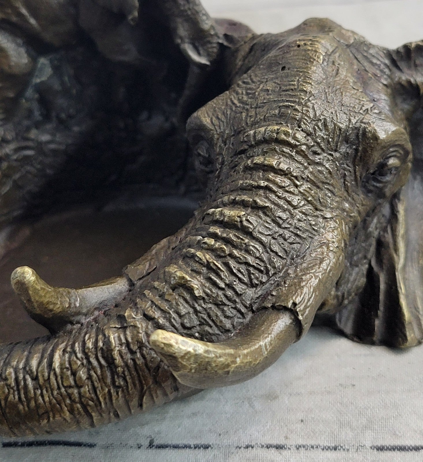 Art Deco Brass Bronze Copper  Ashtray With Elephant  Head Home Decor