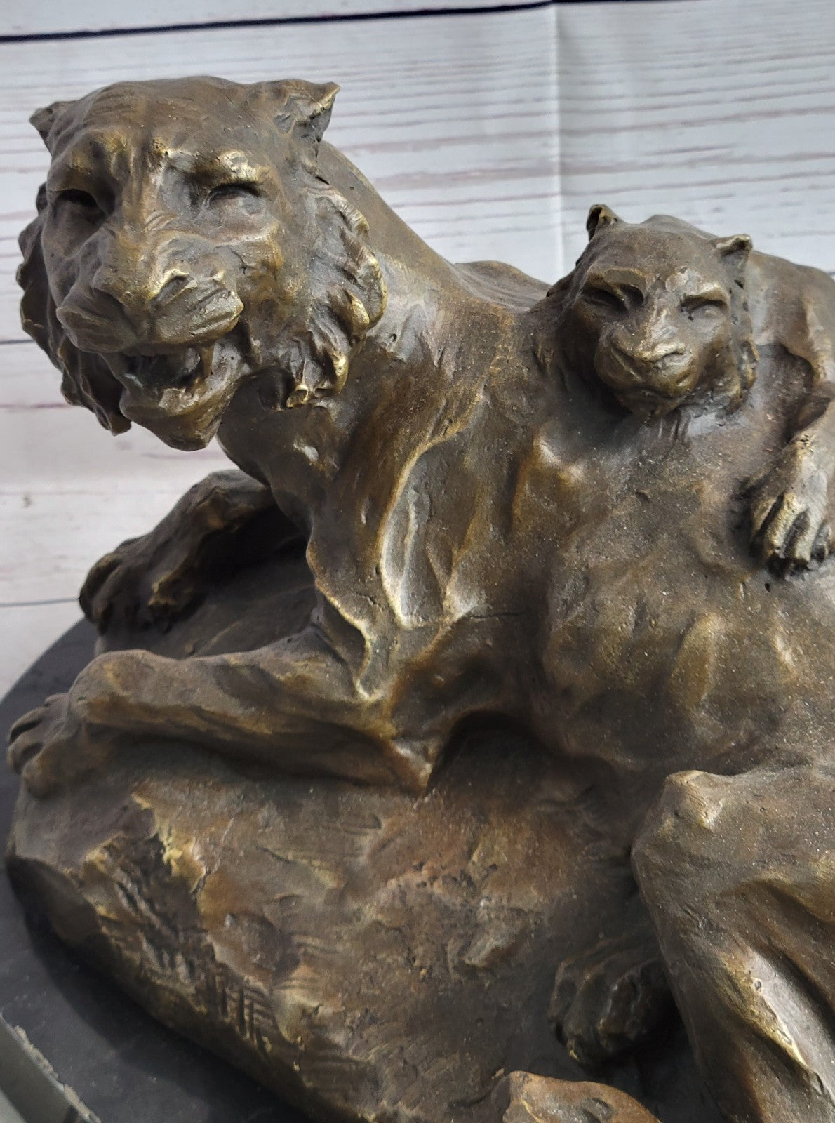 Exquisite Bronze Lion and Cub Sculpture - African Wildlife Figurine Art