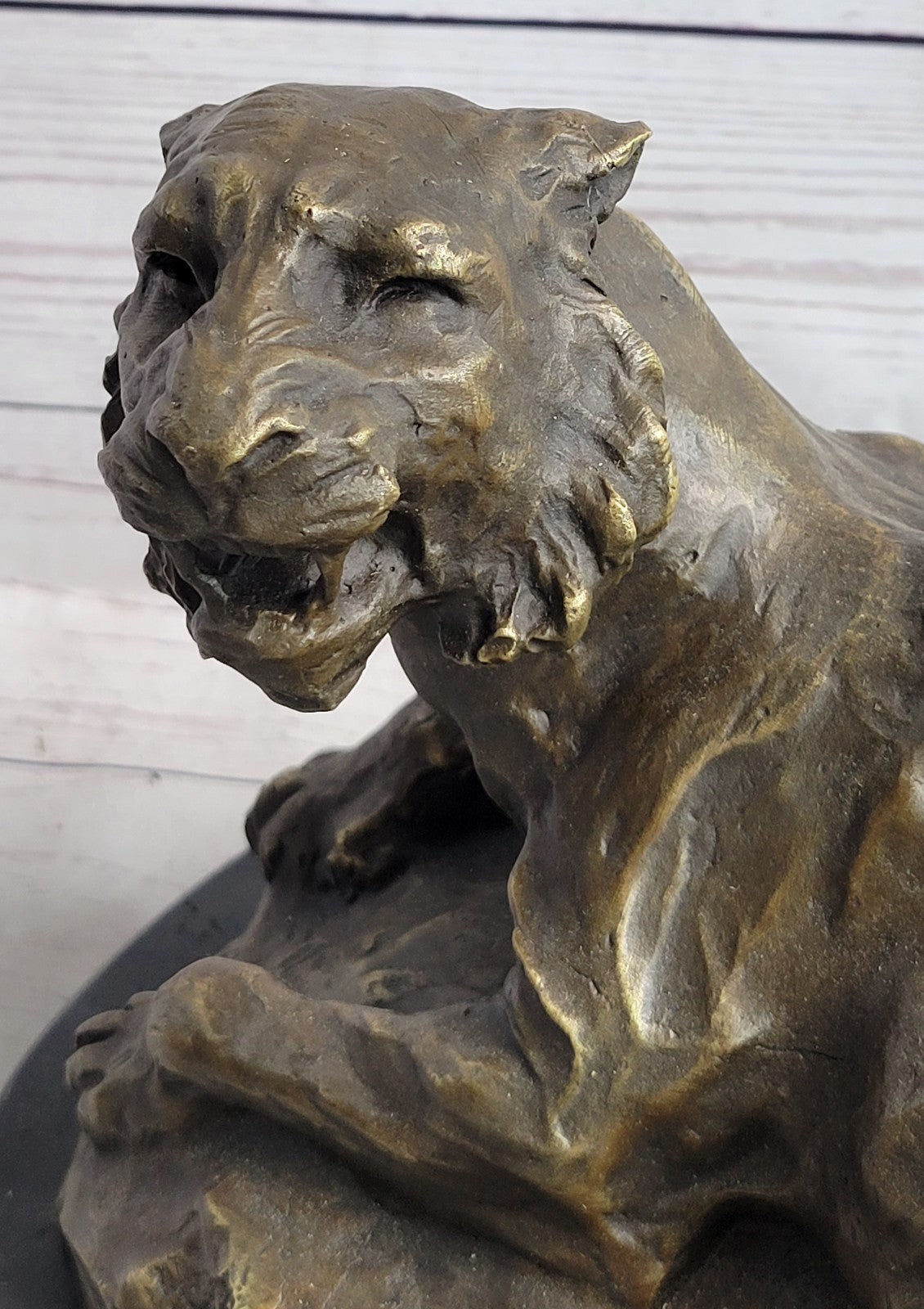 Exquisite Bronze Lion and Cub Sculpture - African Wildlife Figurine Art