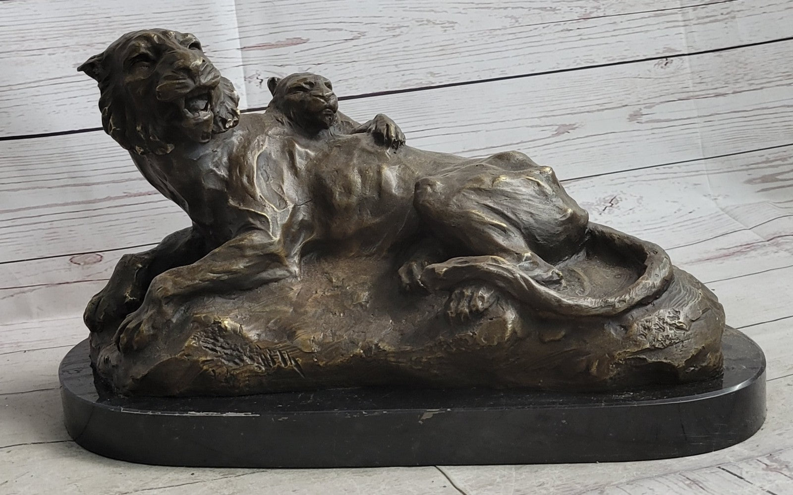 Exquisite Bronze Lion and Cub Sculpture - African Wildlife Figurine Art