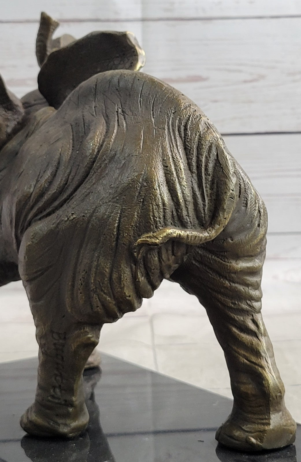 Handcrafted Bugatti Wildlife Animal African Elephant Bronze Sculpture Figurine