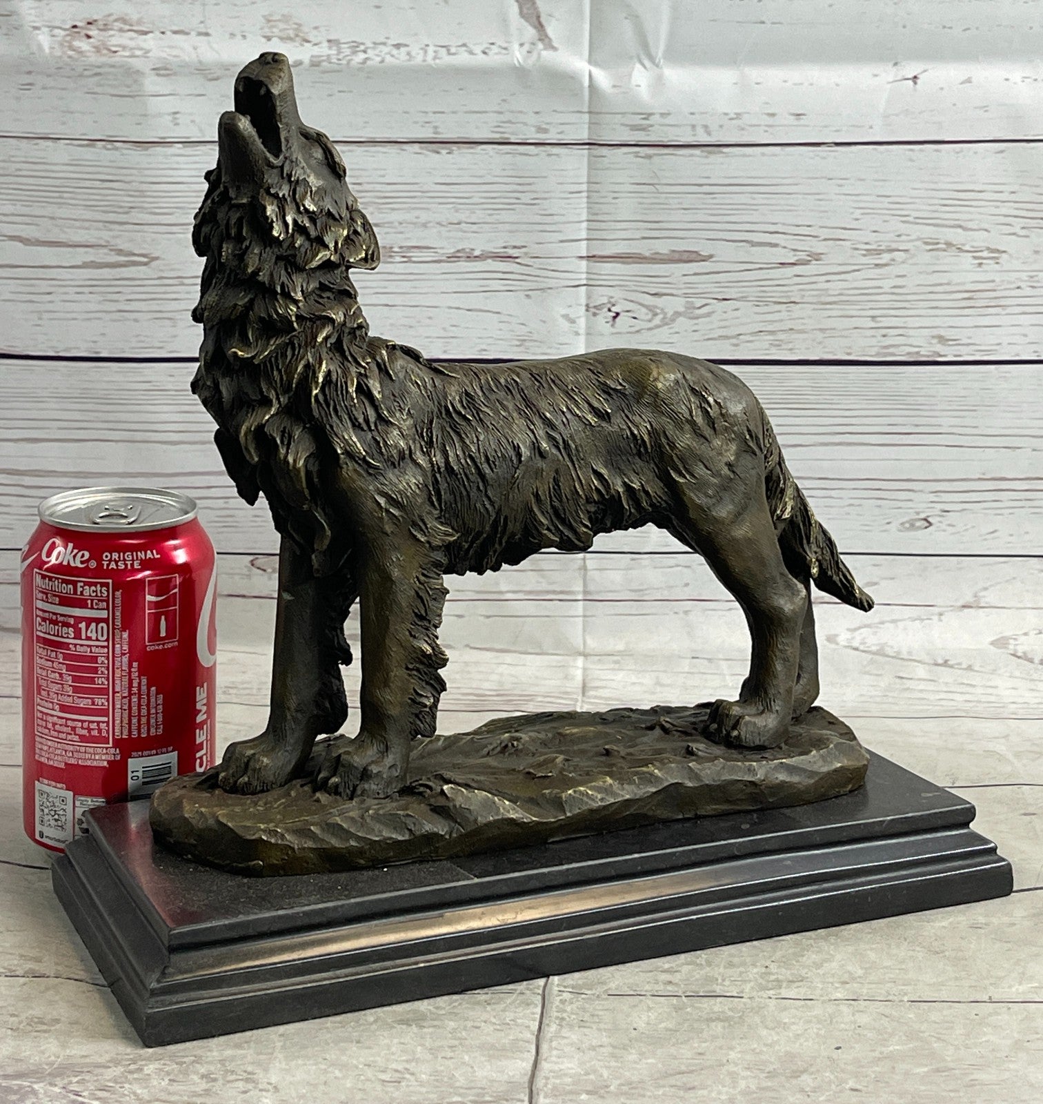 Hot Cast Bronze Wolf Howling Sculpture Signed Original by Milo Cabin Home Decoration