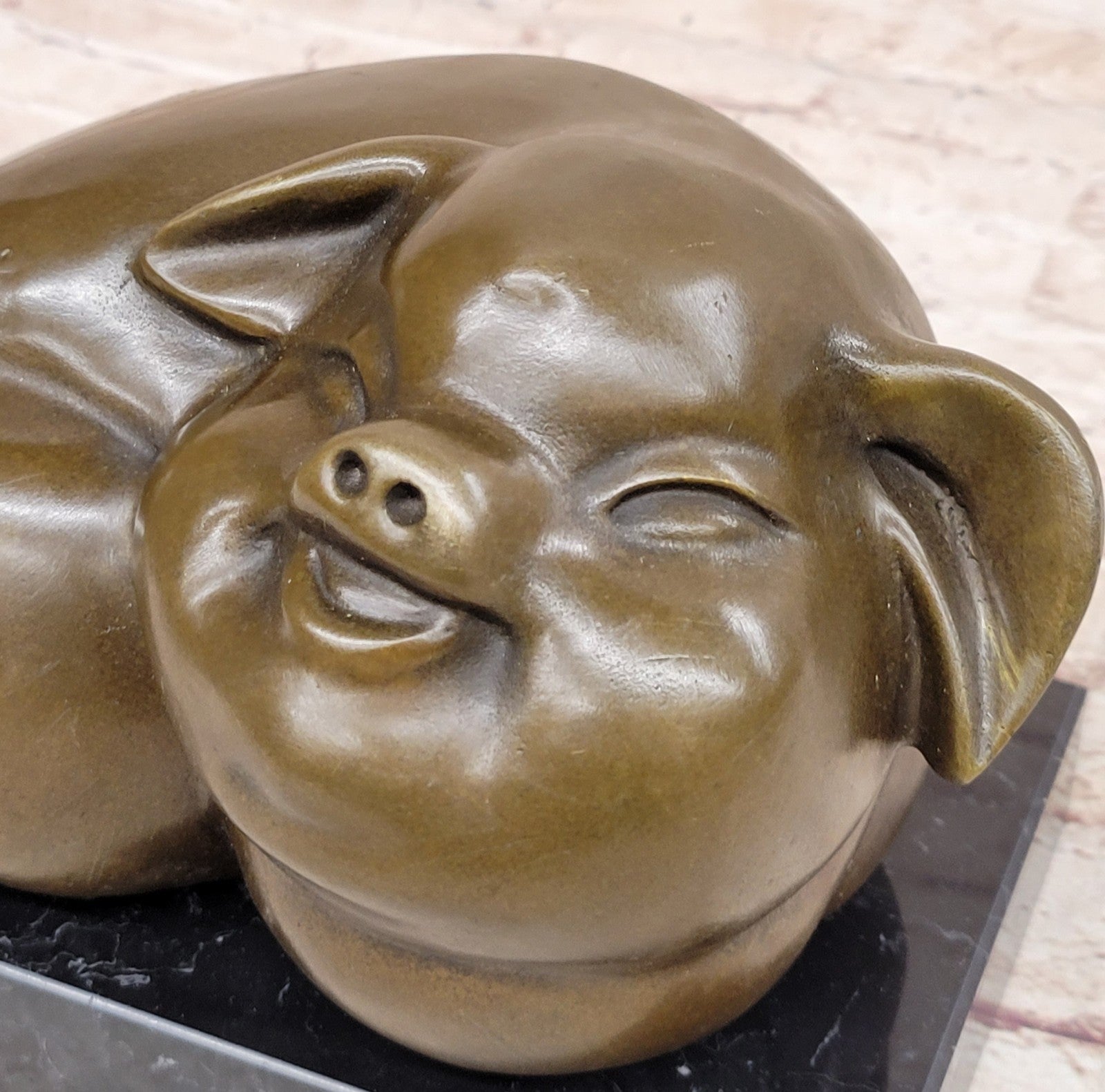 Collectible Bronze Pig Statue | Artistic Animal Sculpture | Unique Pig Figurine for Home Decor