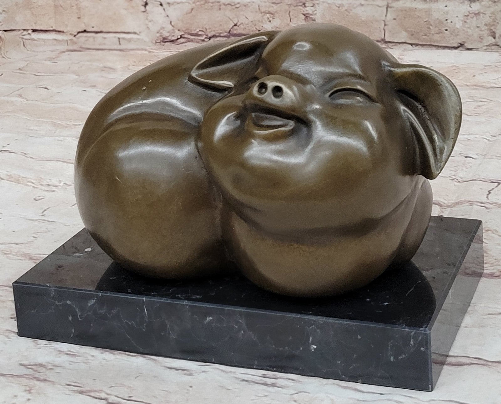 Collectible Bronze Pig Statue | Artistic Animal Sculpture | Unique Pig Figurine for Home Decor