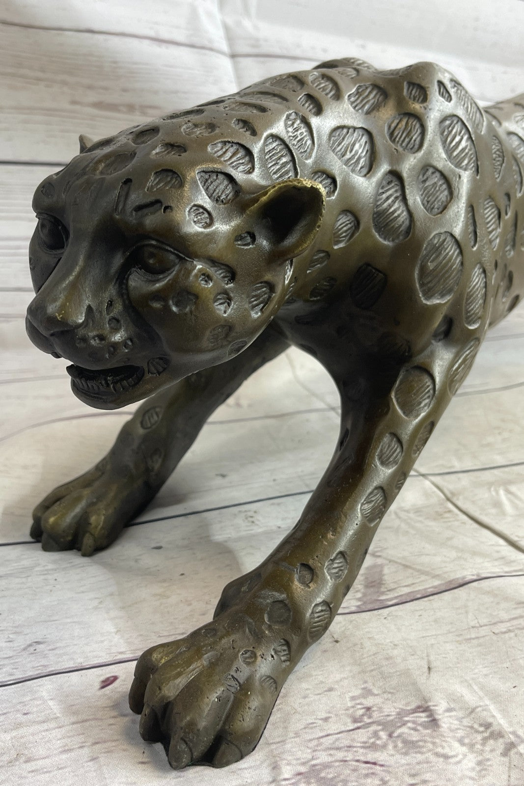 Art Deco Hot Cast Wildlife animal Puma Cheetah Bronze Sculpture Figurine Figure