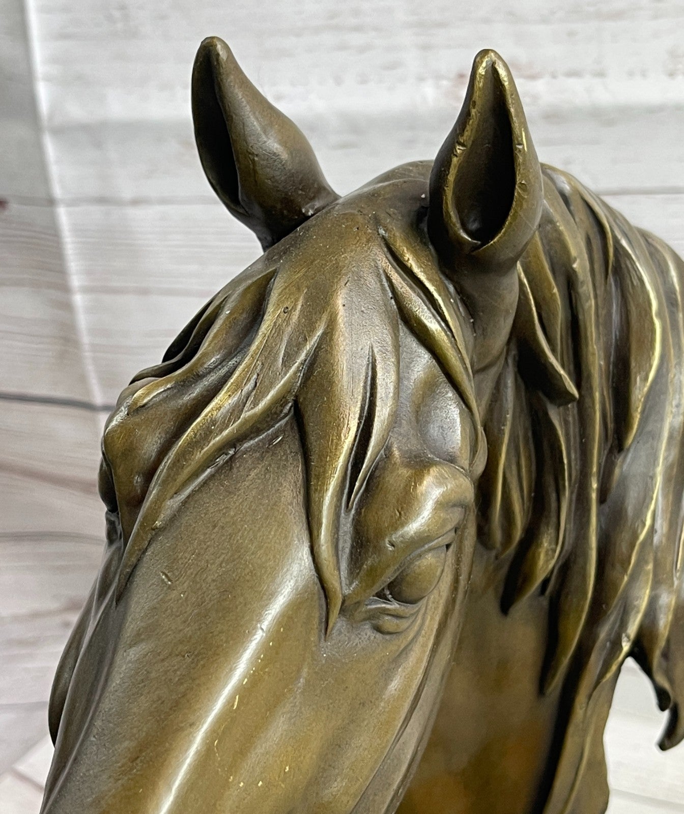 Milo`s Masterpiece: Captivating Bronze Horse Bust Sculpture - Fine Art Collectible