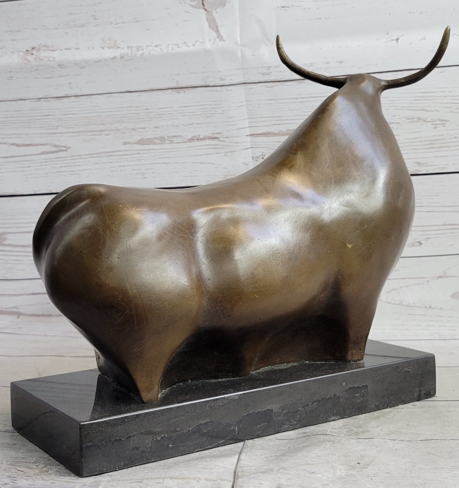 Bronze Sculpture Collectible Home Office Decoration Botero Bull Sale Figurine