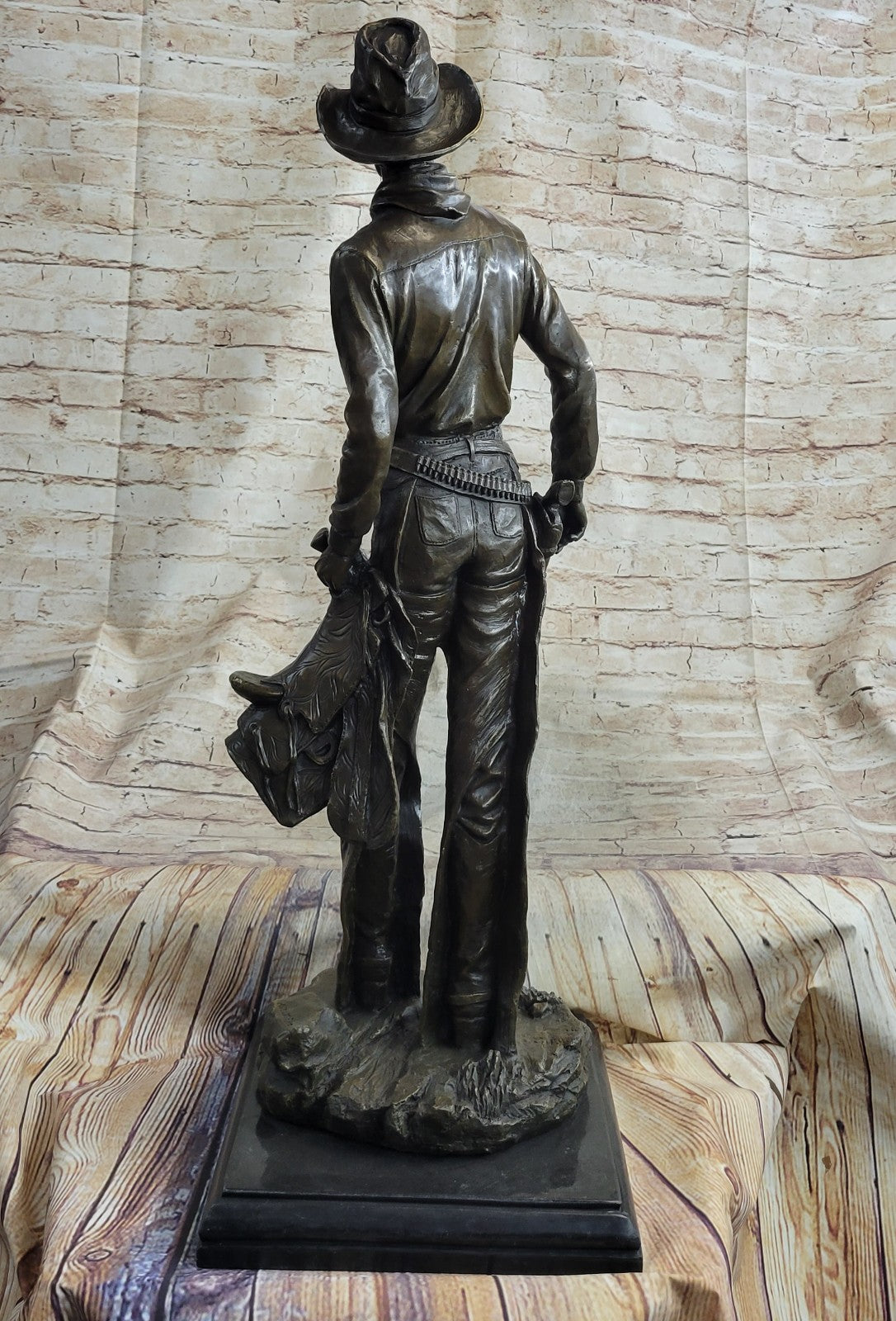 74 LBS Extra Large Cowboy Western Old West Hollywood Memorabilia Bronze